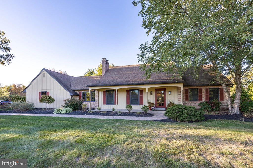 Photo of 771 Sharon Lane, HARLEYSVILLE, PA 19438 (MLS # PAMC2158744)