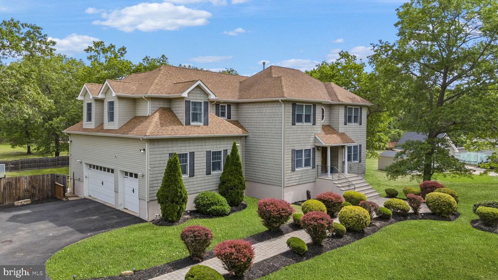 Photo of 1414 Transit Avenue, JACKSON, NJ 08527 (MLS # NJOC2037528)
