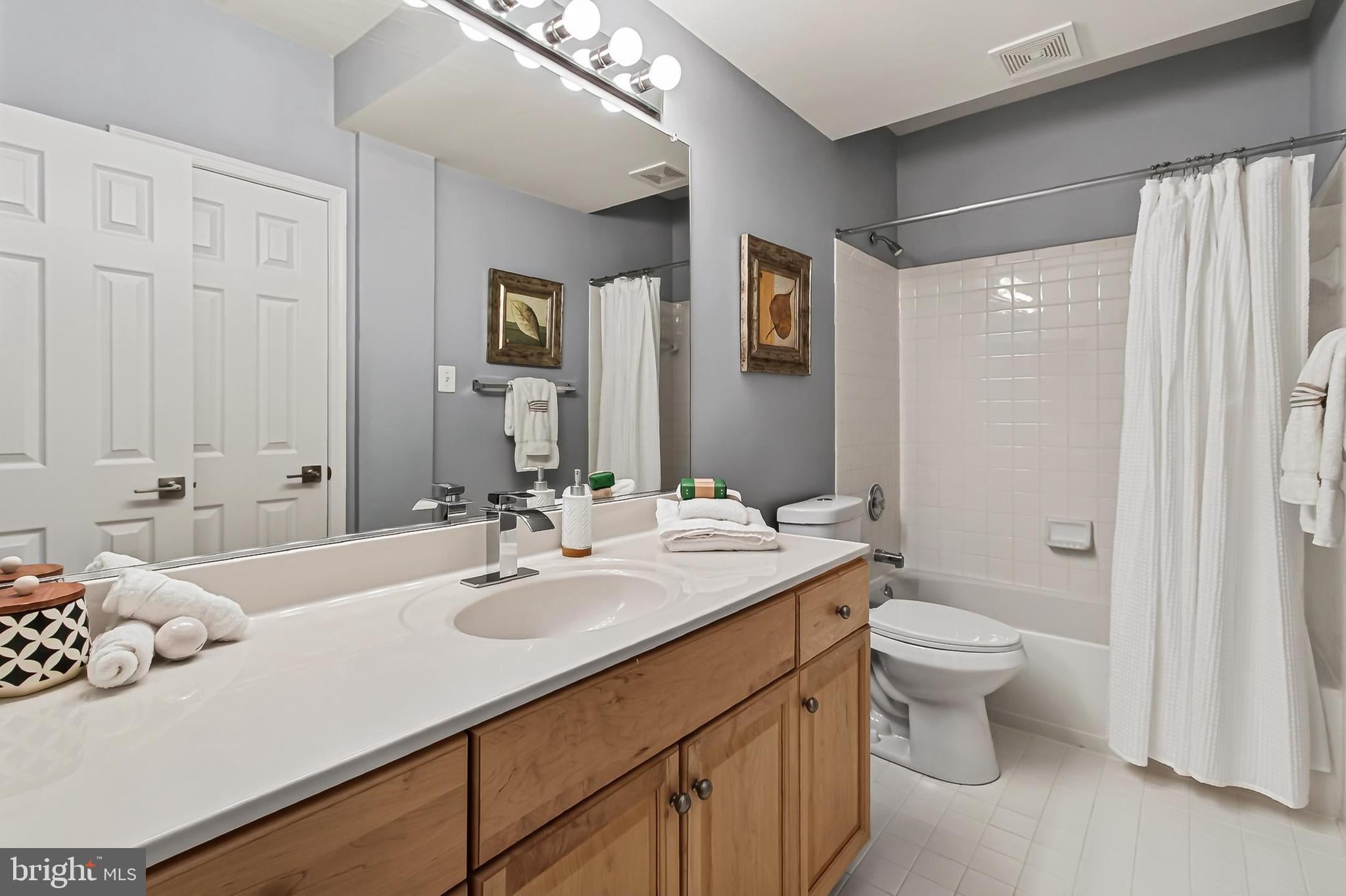 42774 Glenside Dr, Brambleton, VA, 20148, USA, 4 Bedrooms Bedrooms, ,5 BathroomsBathrooms,Residential,Pending,42774 Glenside Dr,VALO2131288