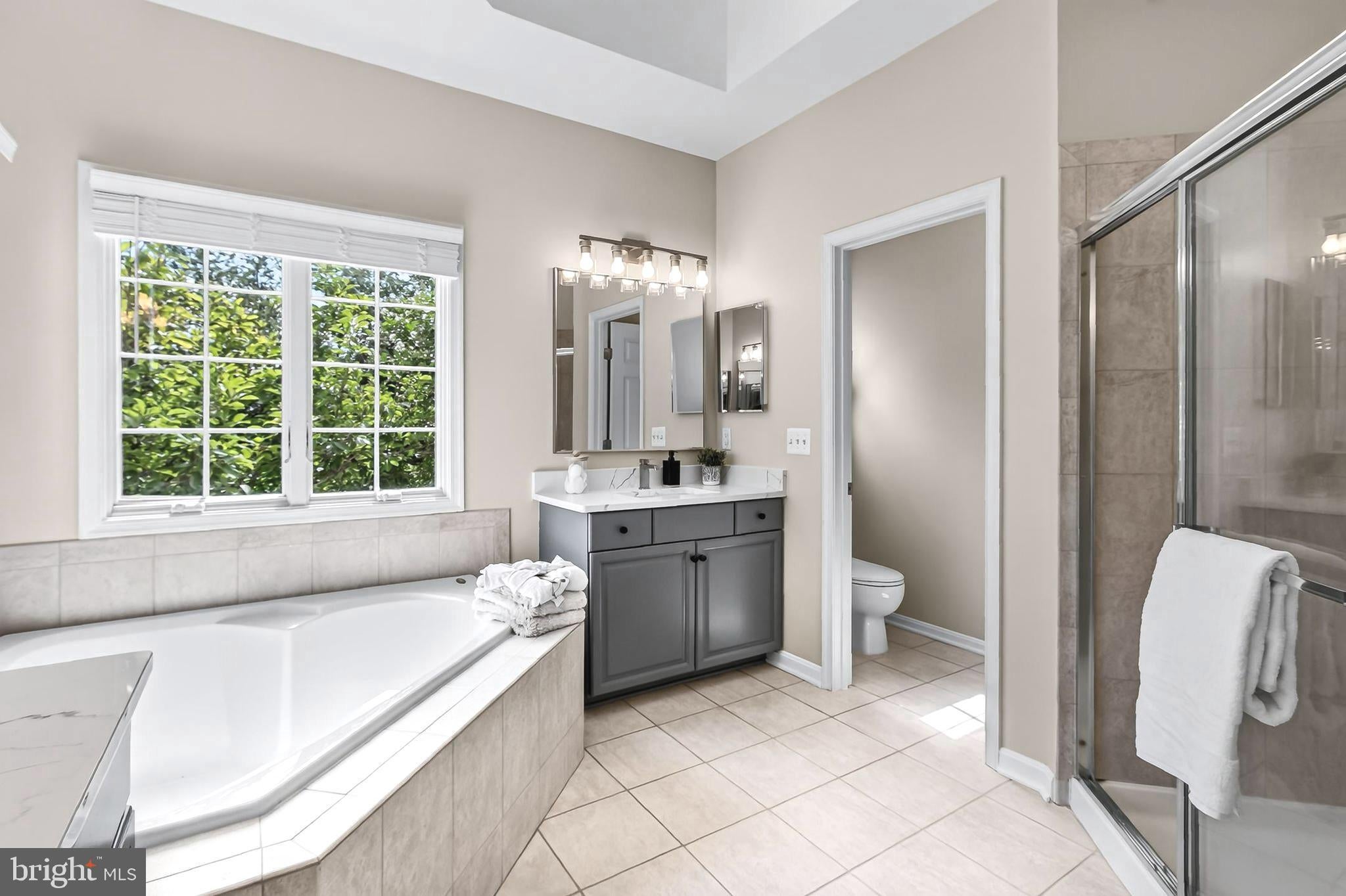 42774 Glenside Dr, Brambleton, VA, 20148, USA, 4 Bedrooms Bedrooms, ,5 BathroomsBathrooms,Residential,Pending,42774 Glenside Dr,VALO2131288