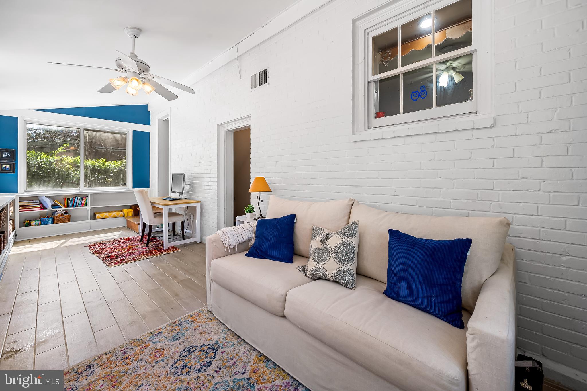 STONELEIGH - Residential