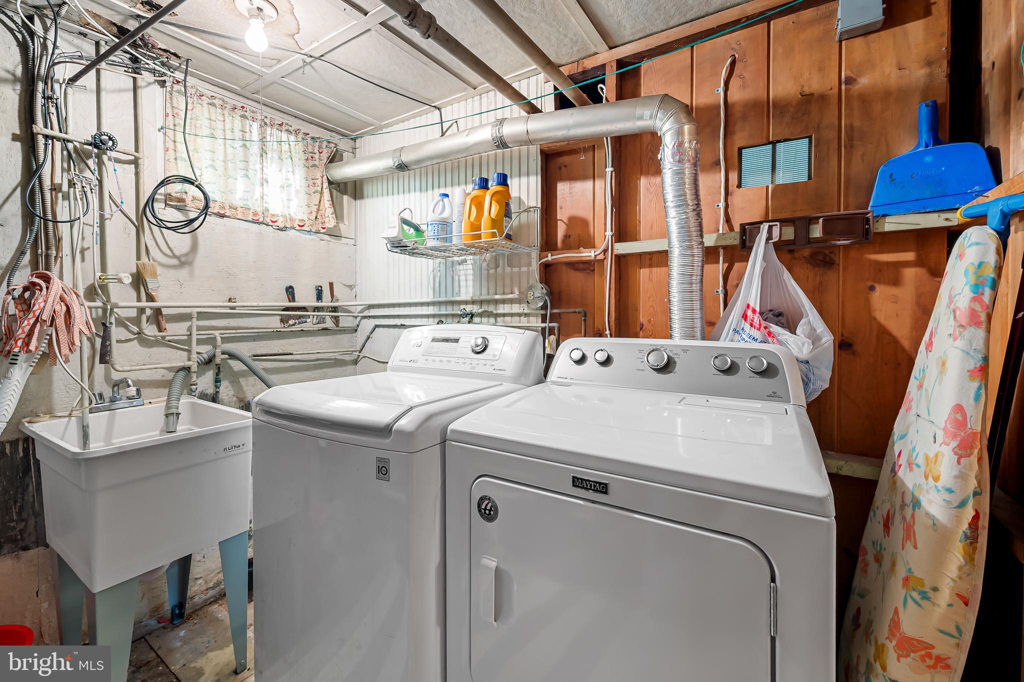 STONELEIGH - Residential