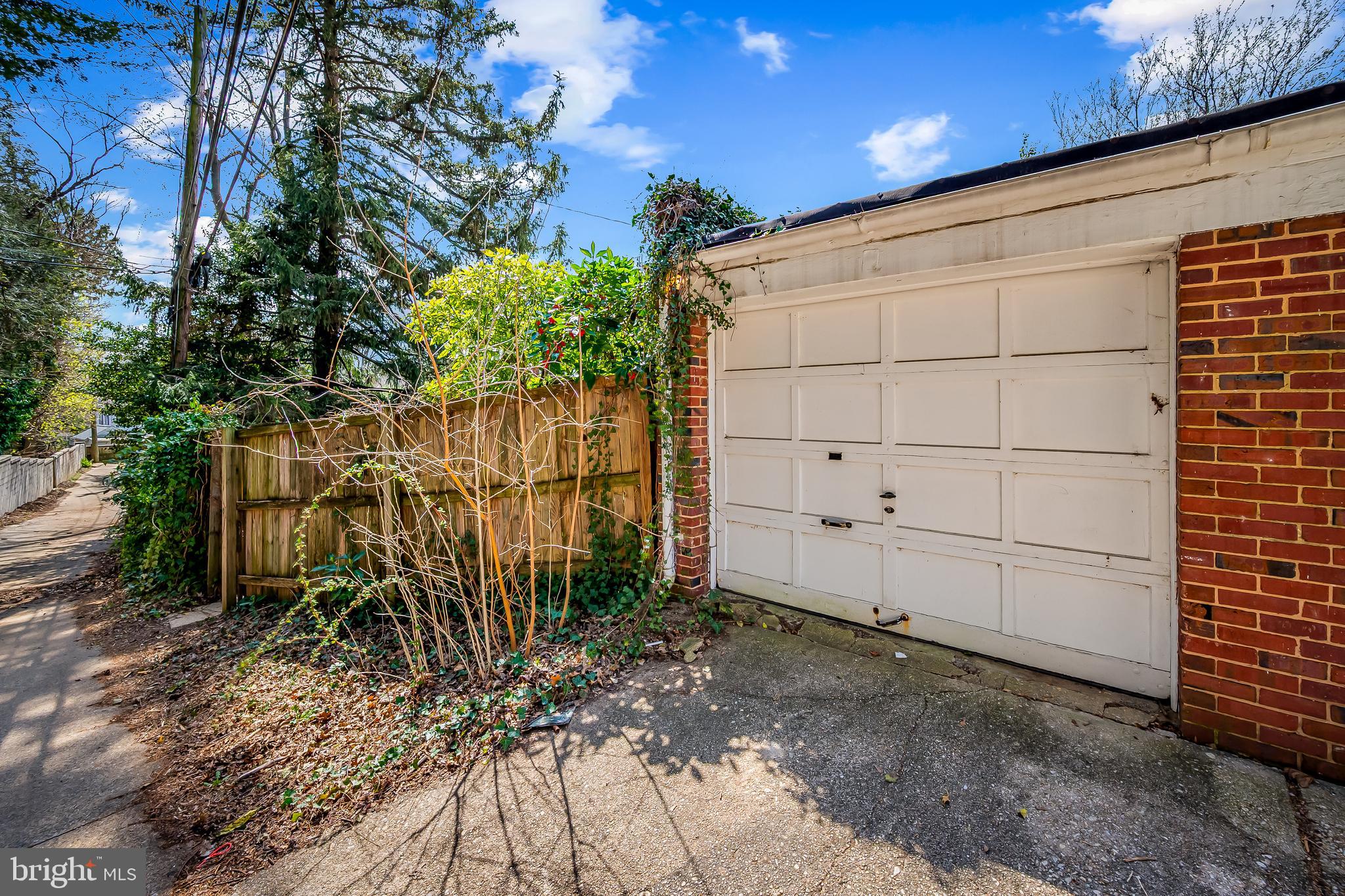 STONELEIGH - Residential