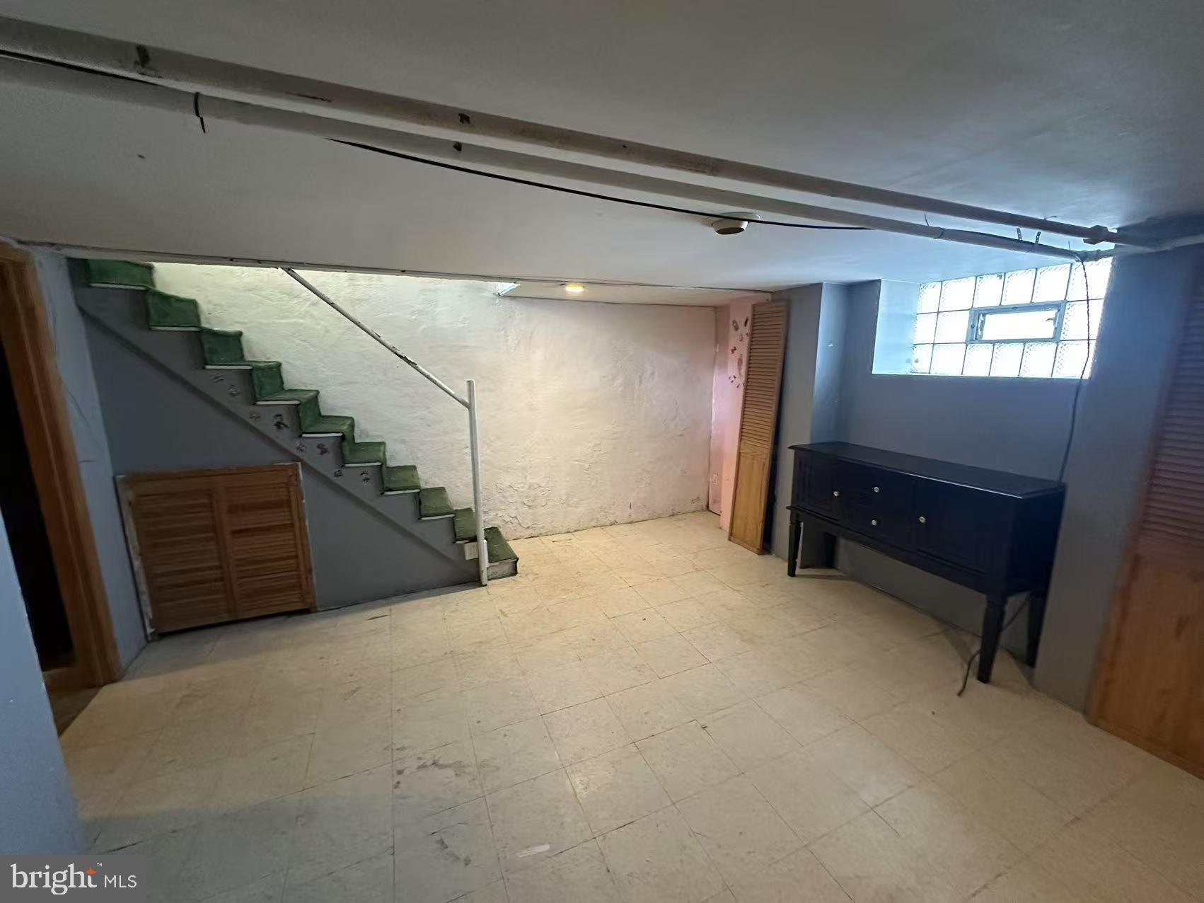 MAYFAIR - Residential