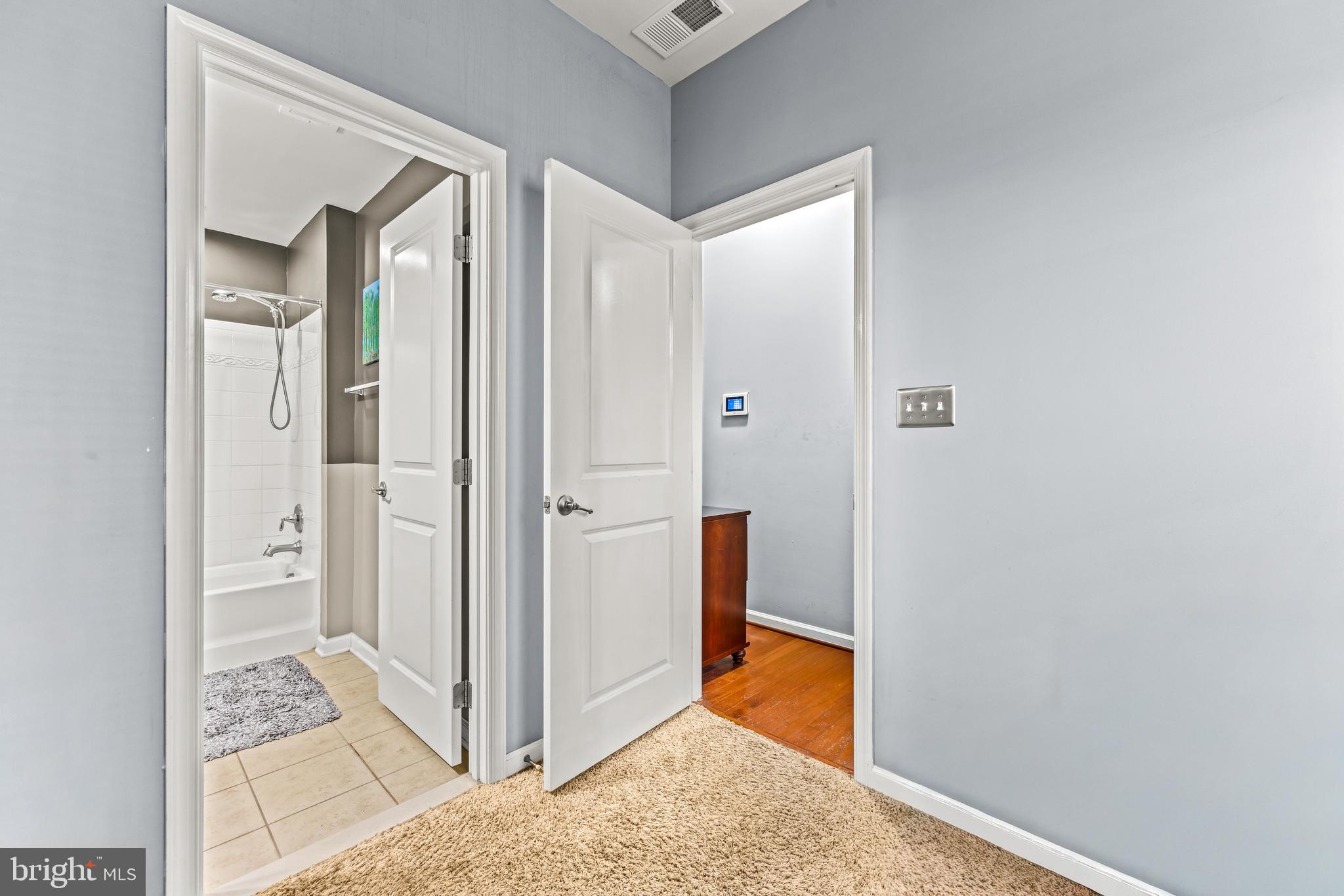 O'DONNELL SQUARE - Residential