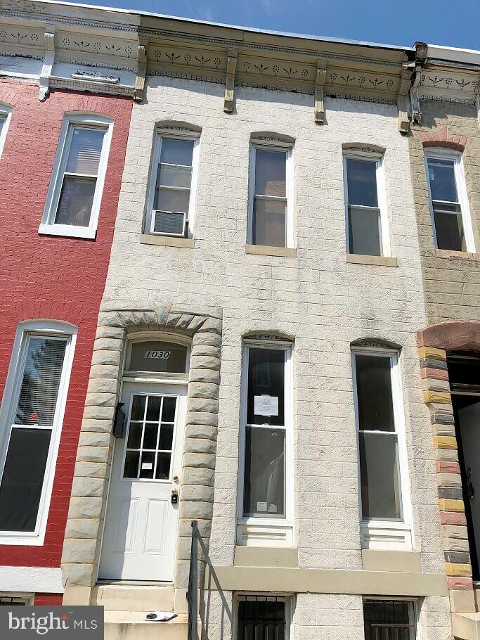 SANDTOWN-WINCHESTER - Residential