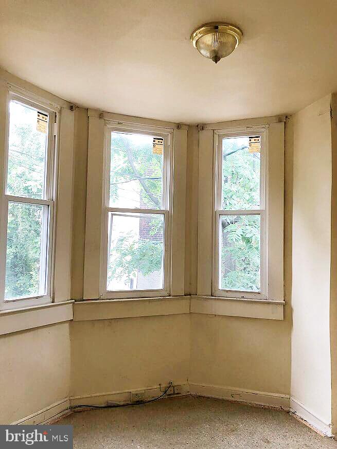 SANDTOWN-WINCHESTER - Residential