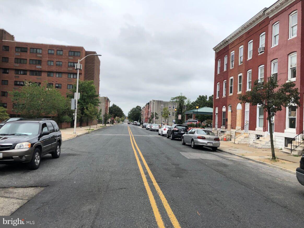 SANDTOWN-WINCHESTER - Residential