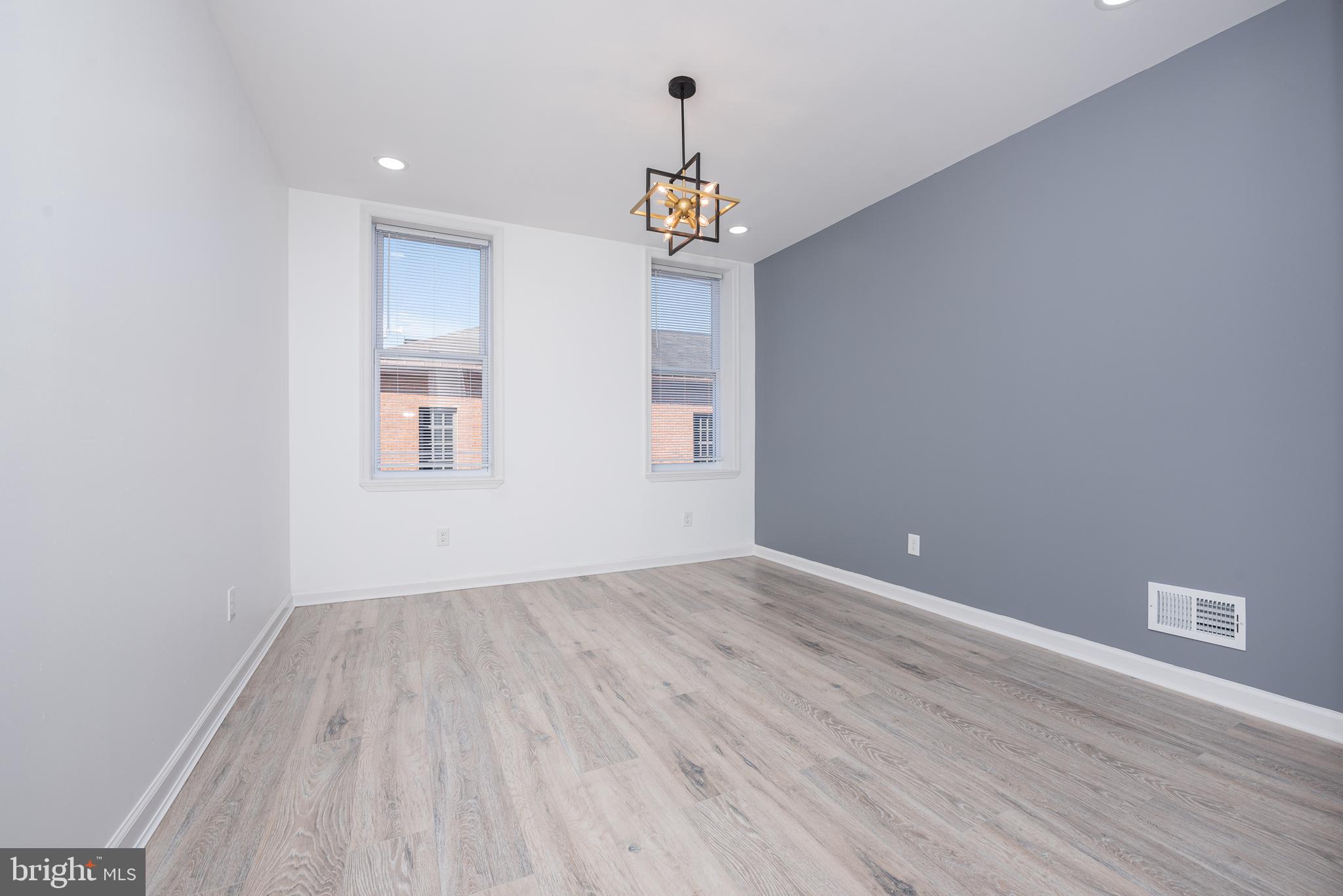 OLIVER - Residential