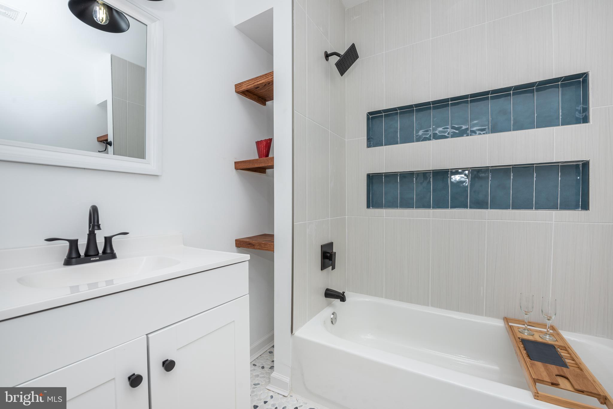 OLIVER - Residential