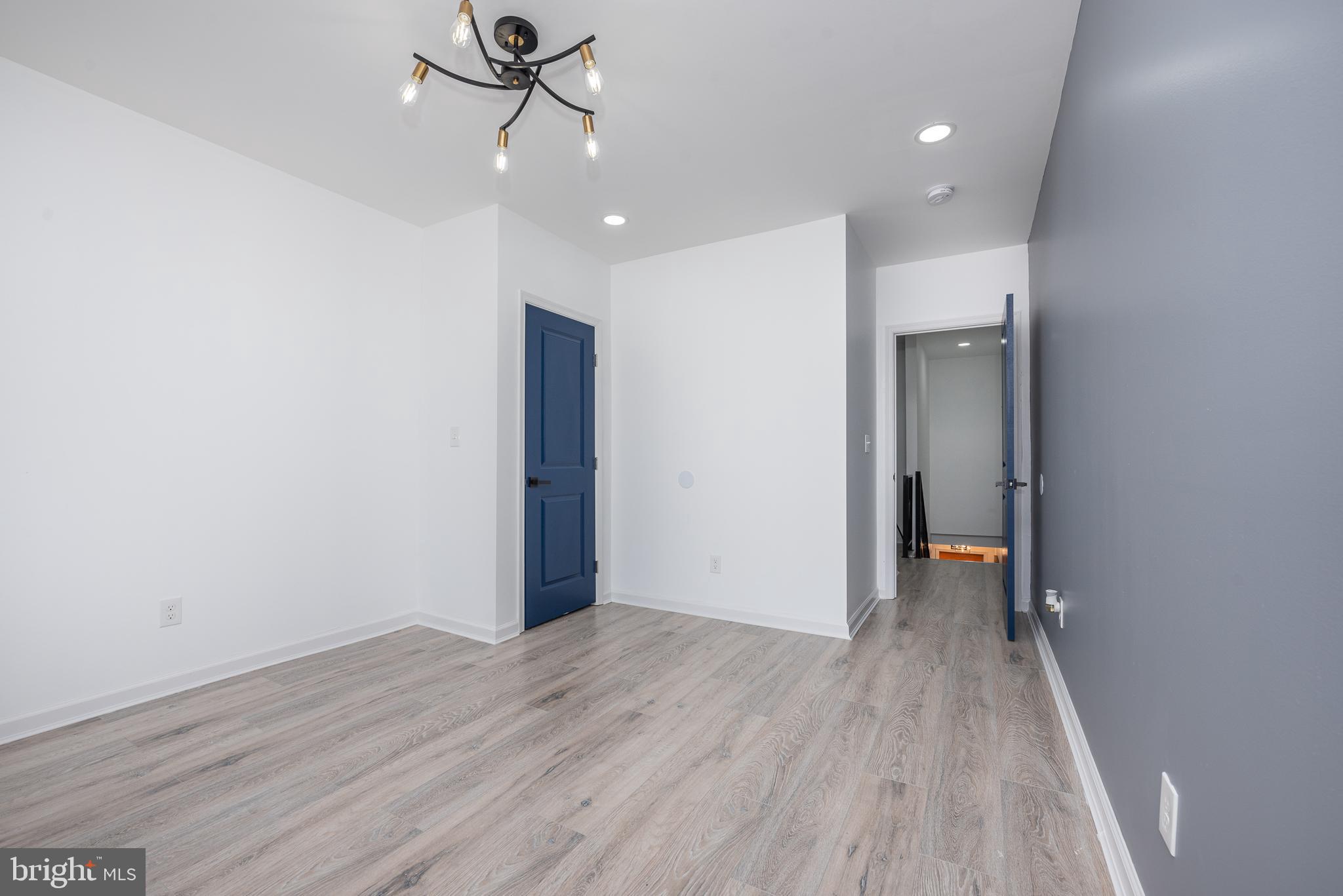 OLIVER - Residential