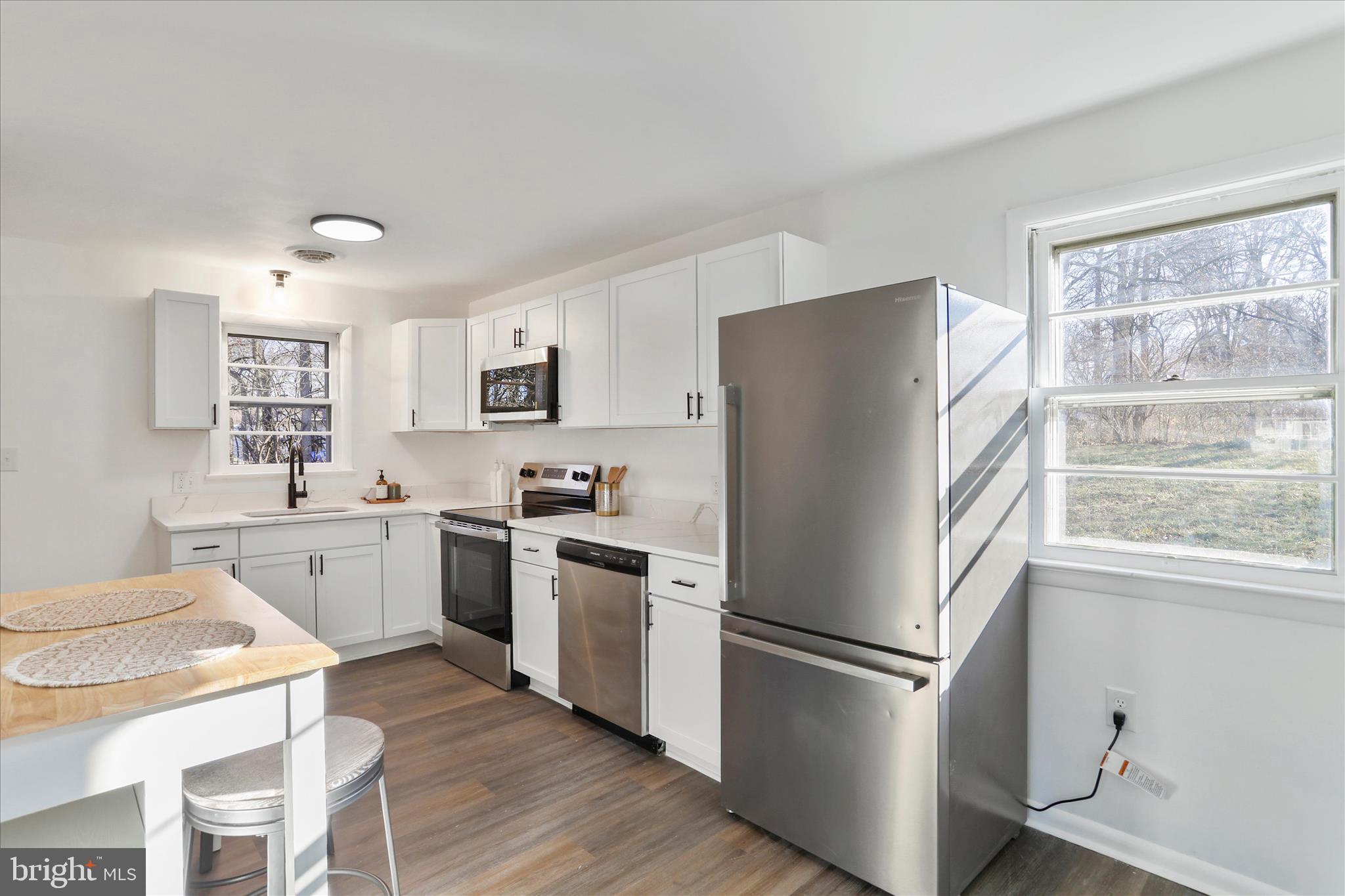 PIKEVIEW ACRES - Residential