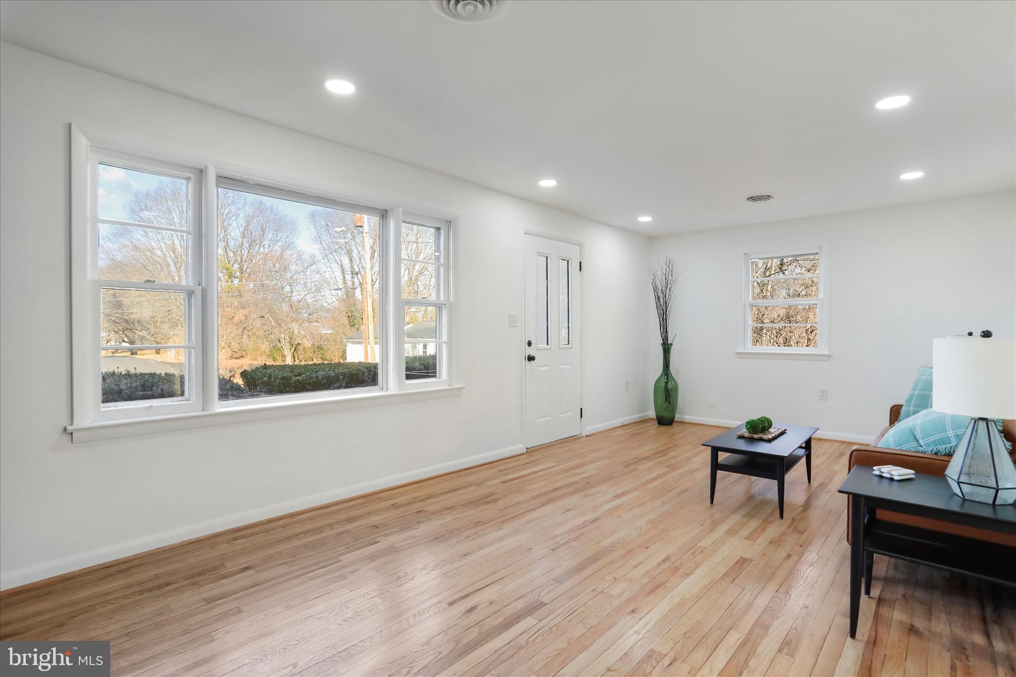 PIKEVIEW ACRES - Residential