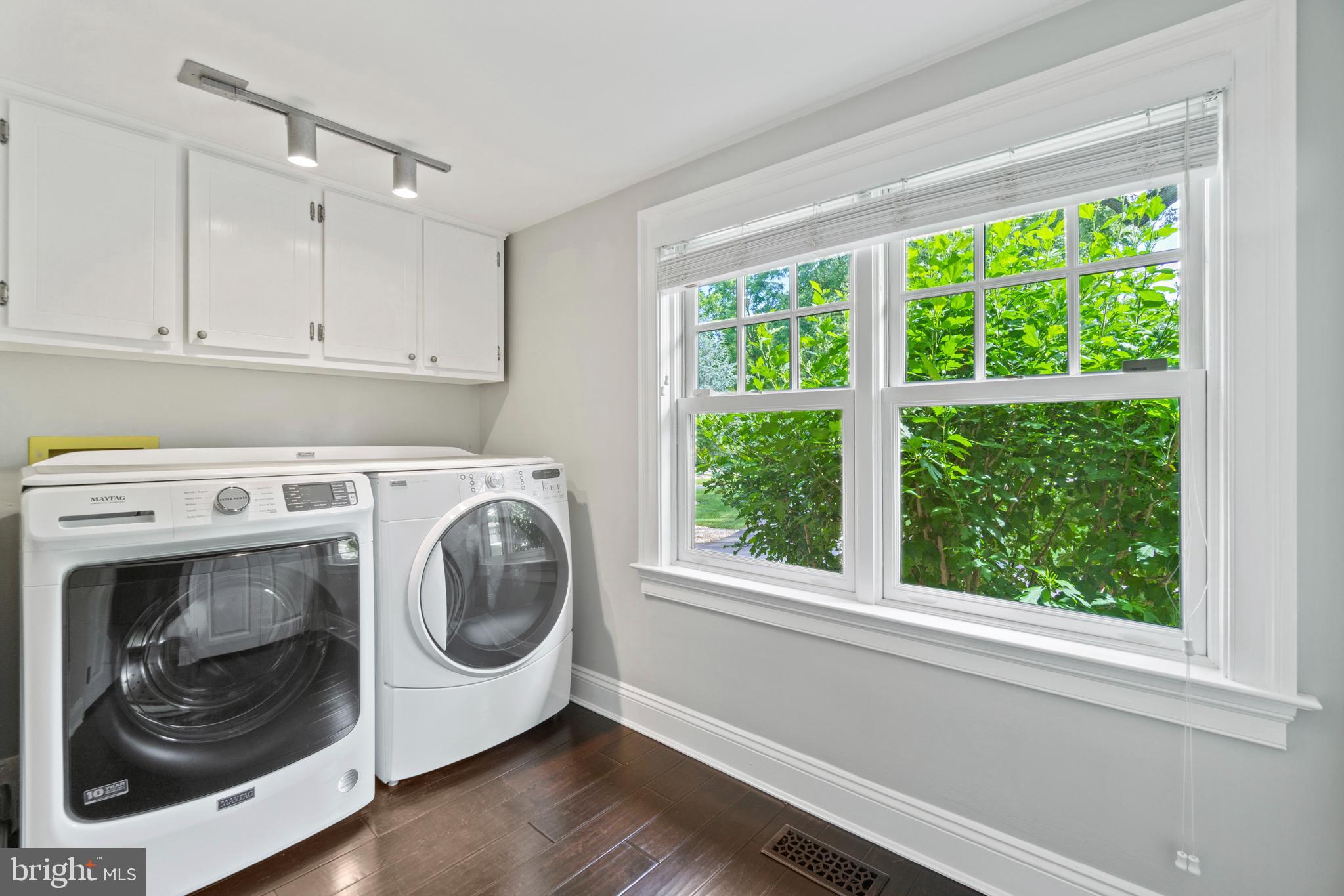 MOUNT HEBRON - Residential