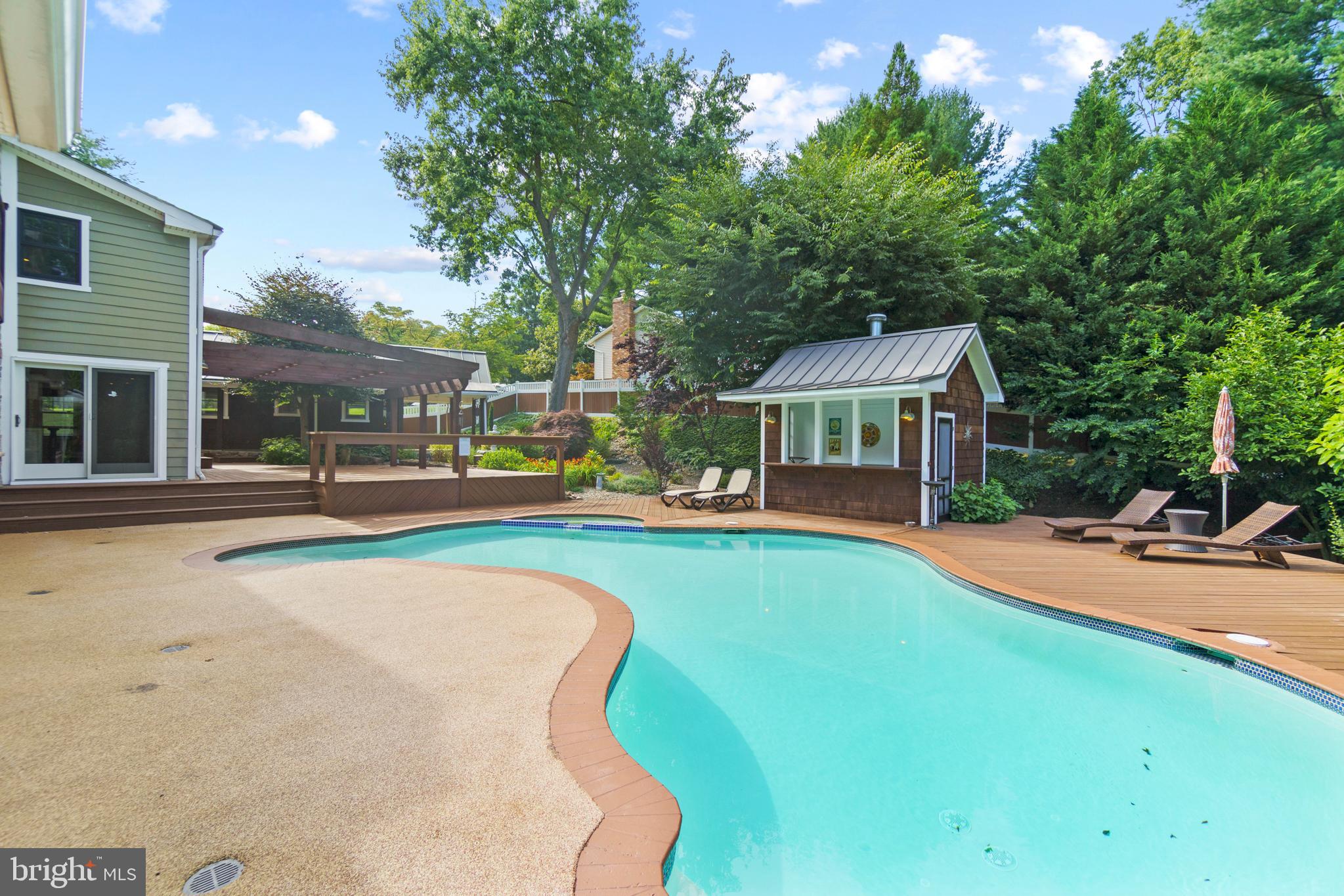 MOUNT HEBRON - Residential