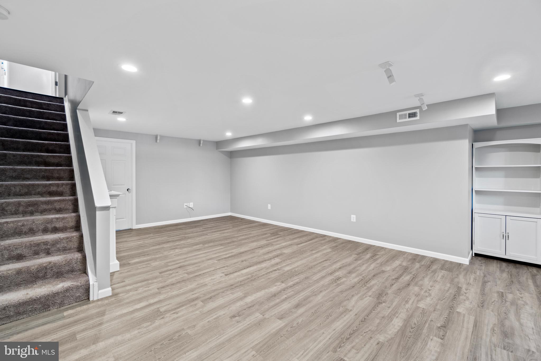 MOUNT HEBRON - Residential