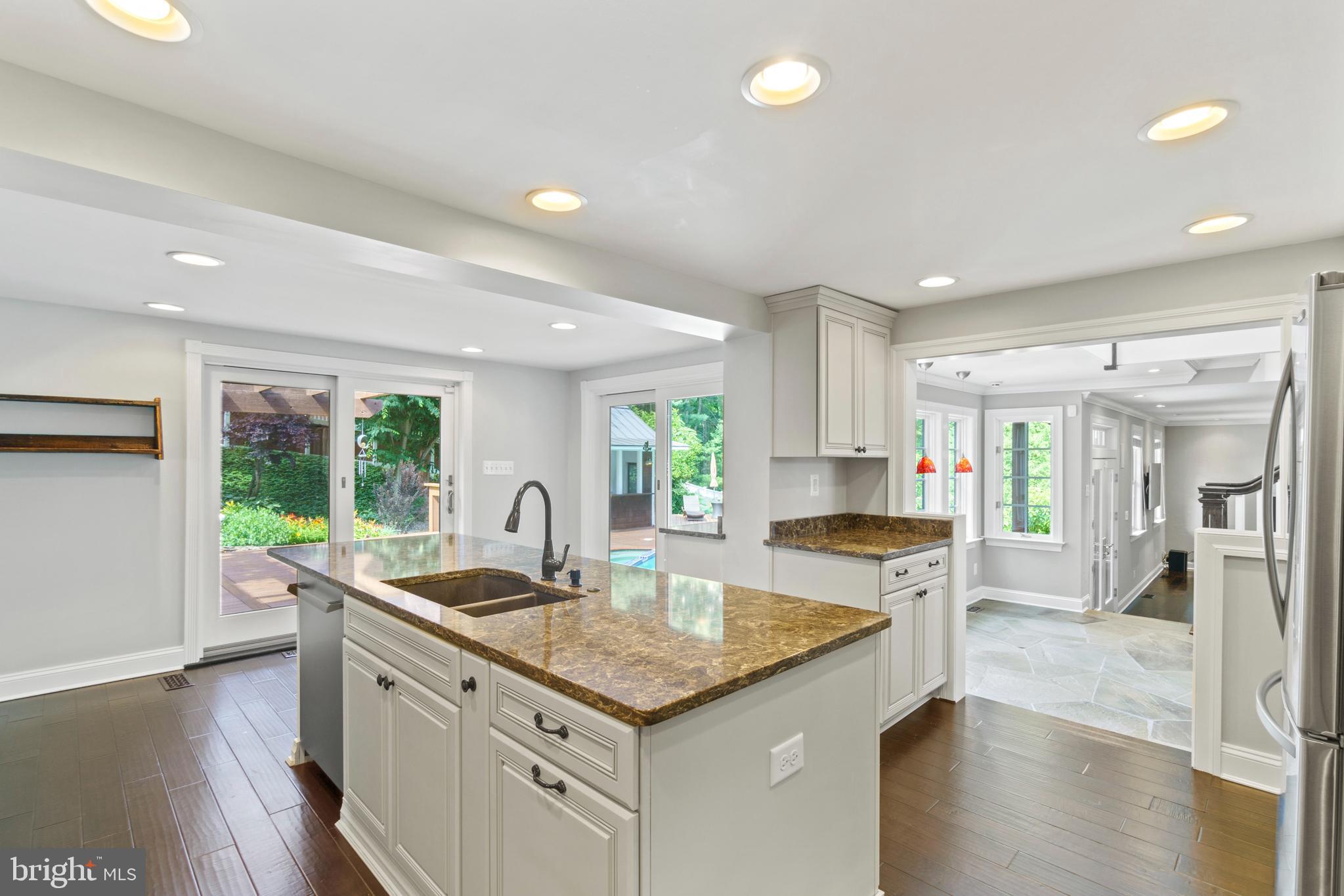 MOUNT HEBRON - Residential