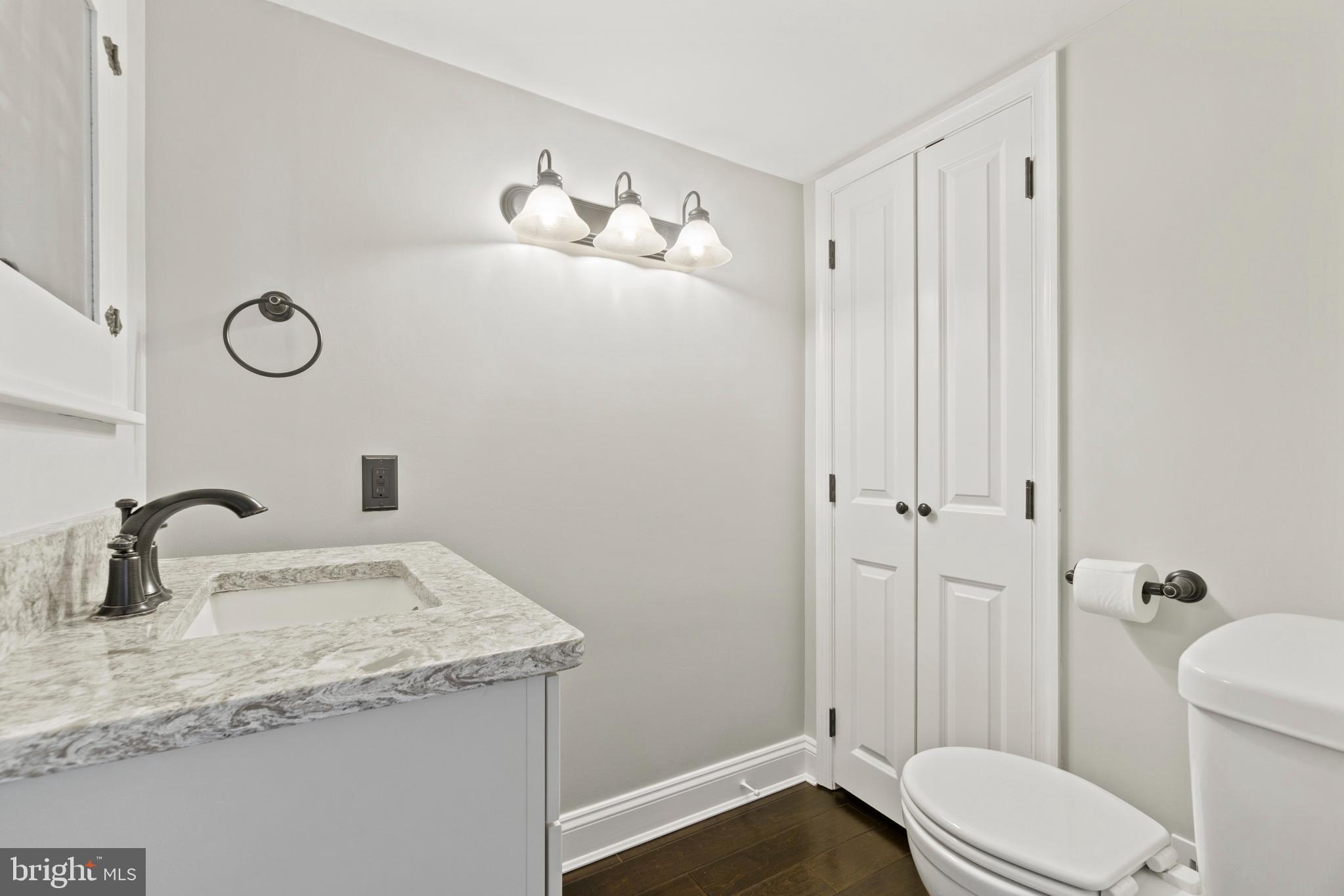 MOUNT HEBRON - Residential