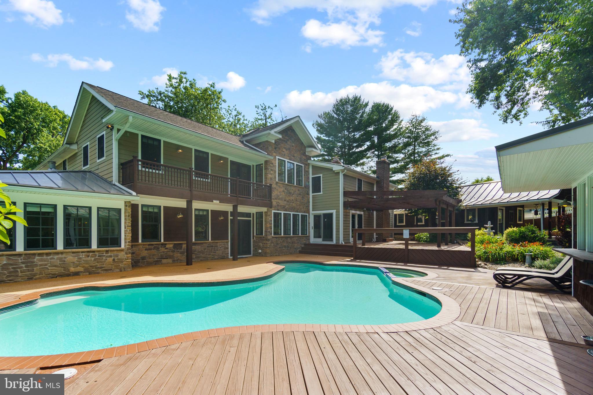 MOUNT HEBRON - Residential