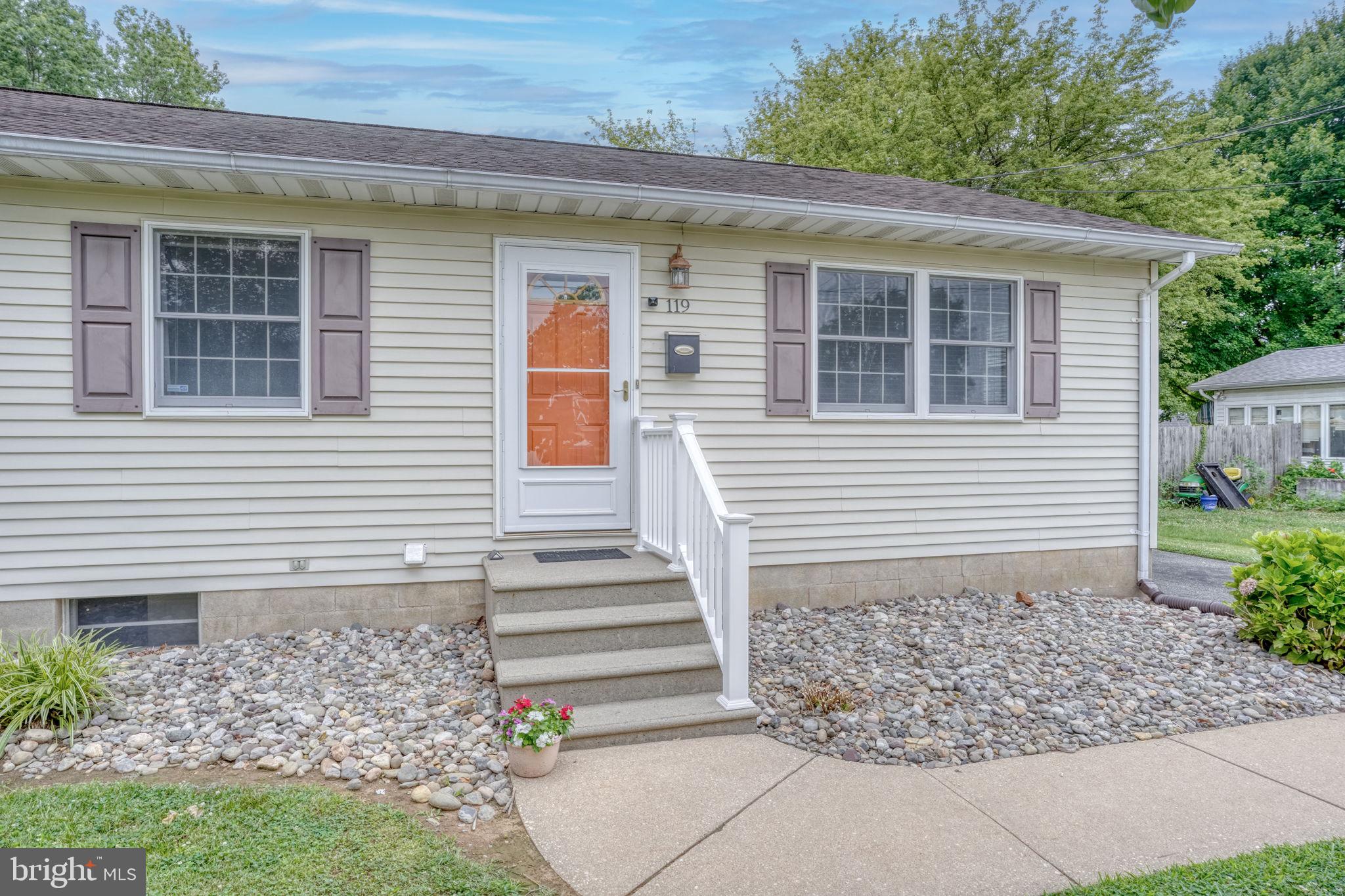 119 N HIGH STREET