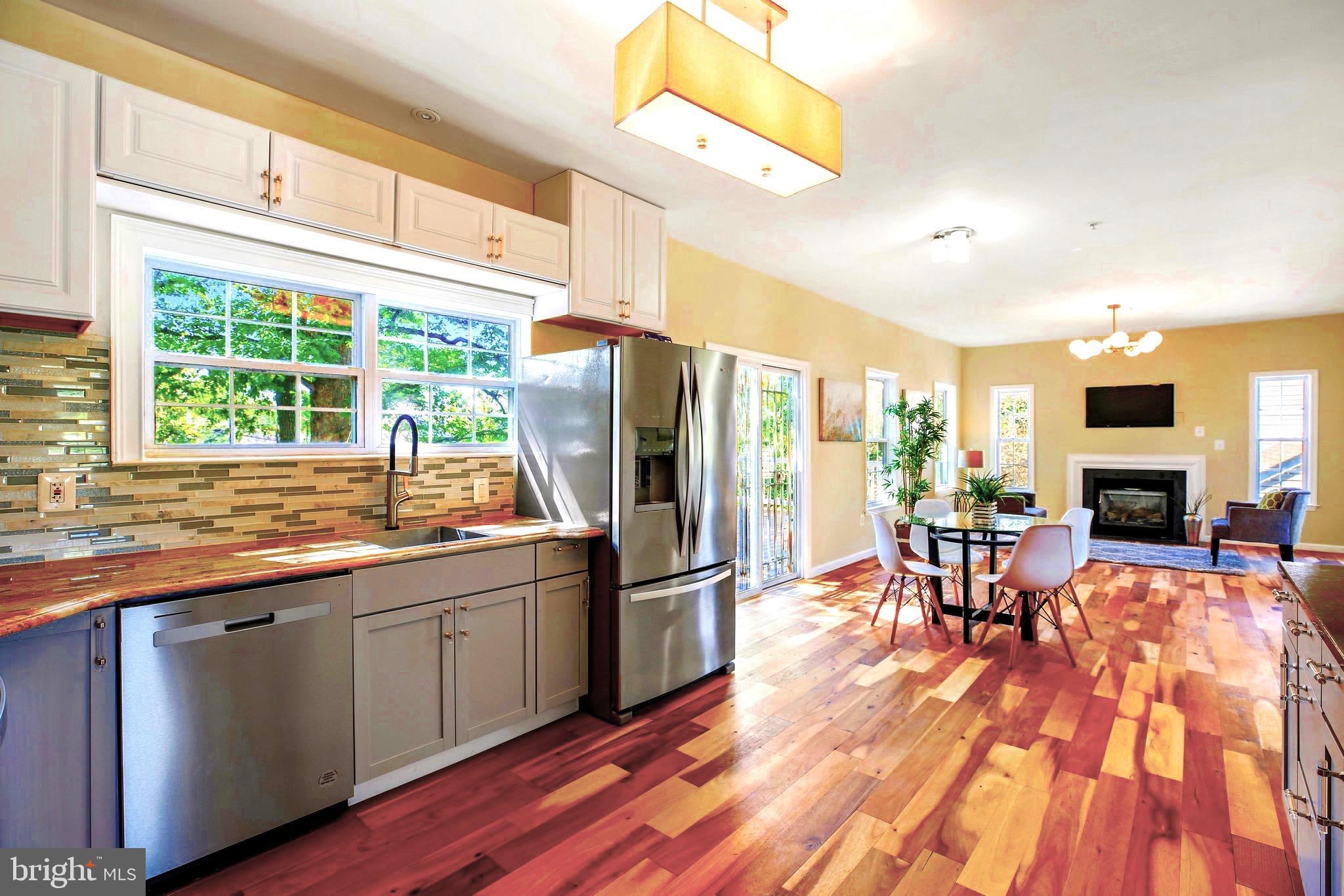 HAWTHORNE HILL - Residential