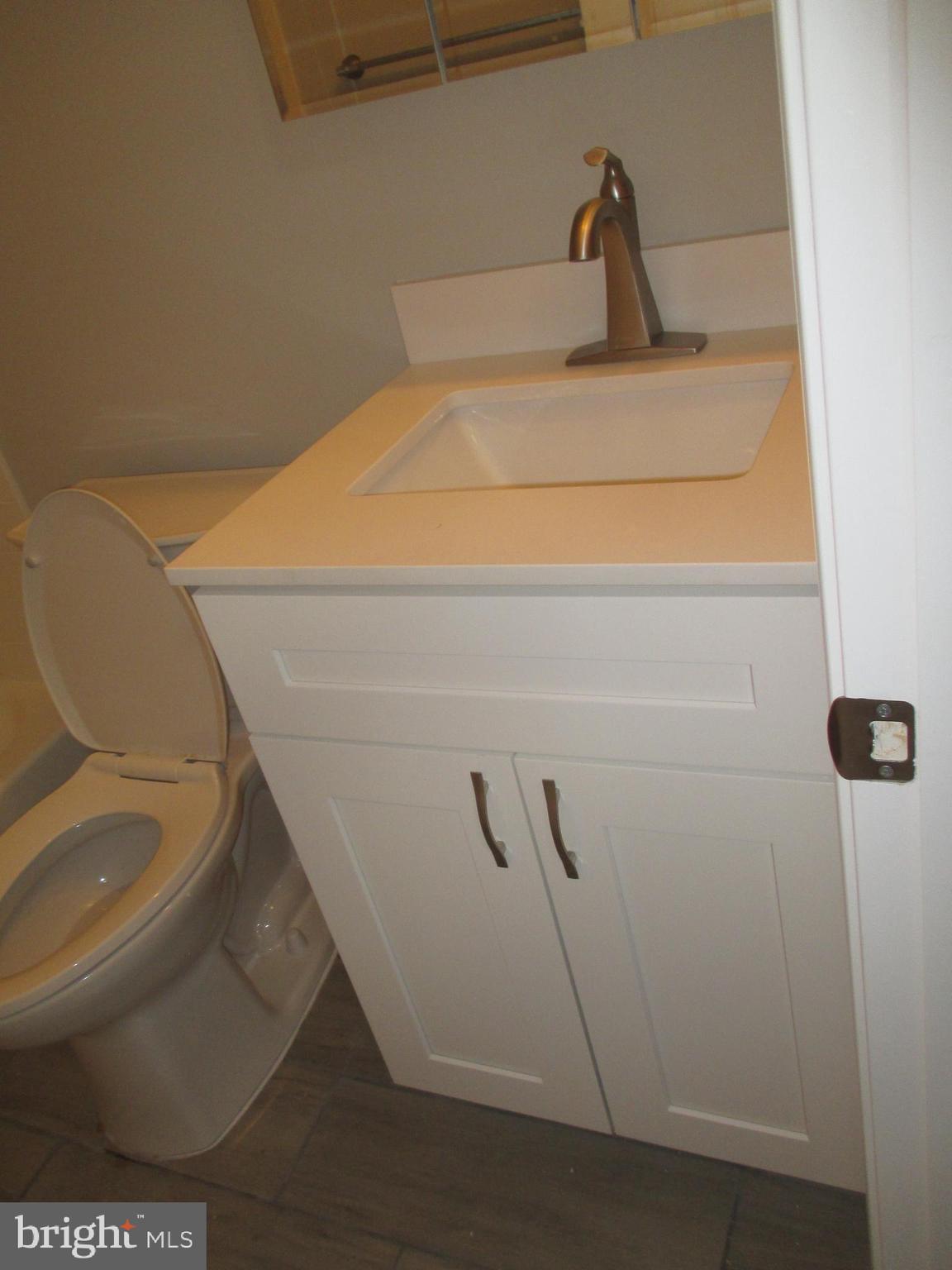 MAPLE HILL - Residential