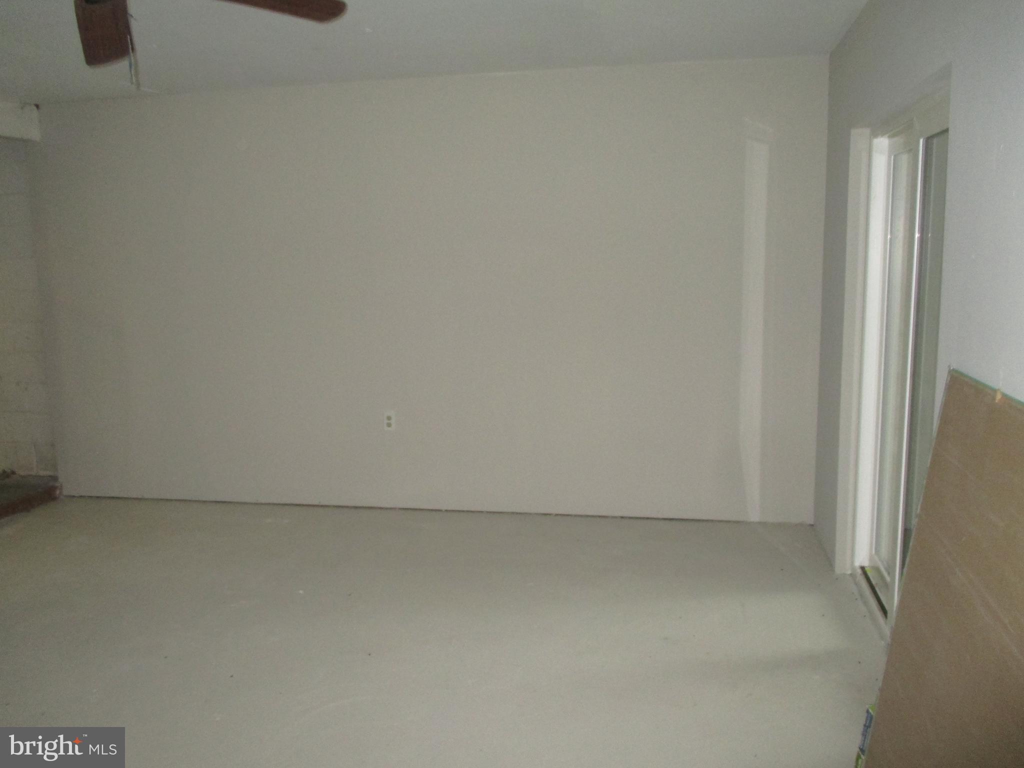 MAPLE HILL - Residential