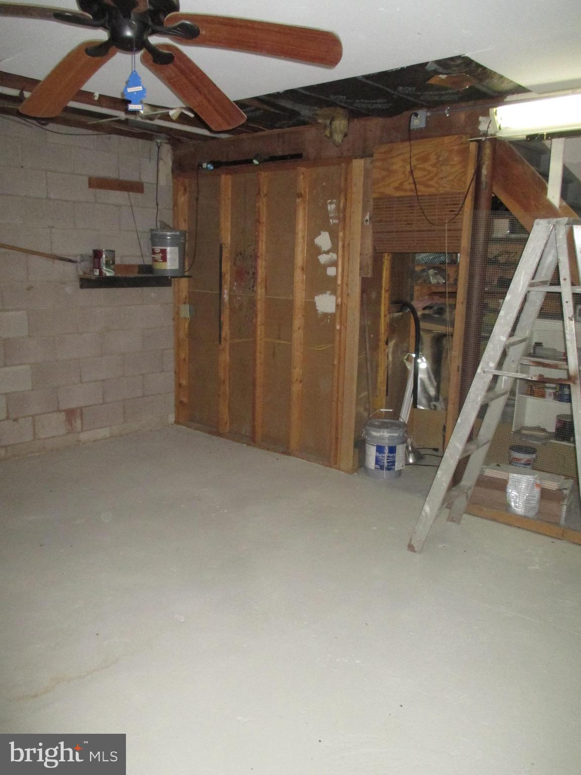 MAPLE HILL - Residential