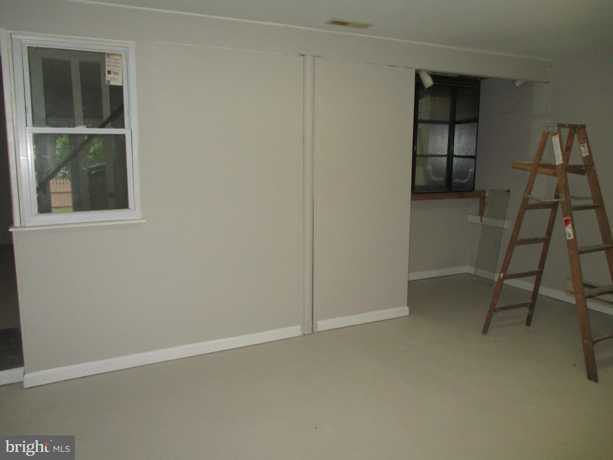 MAPLE HILL - Residential