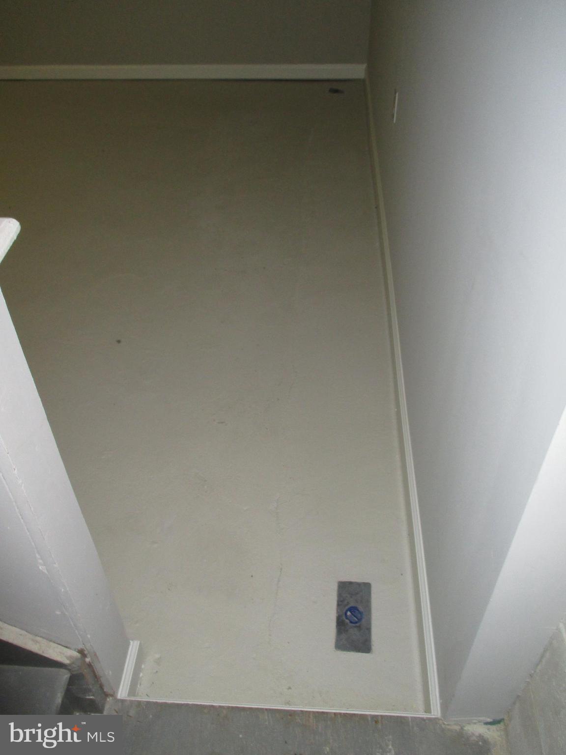 MAPLE HILL - Residential