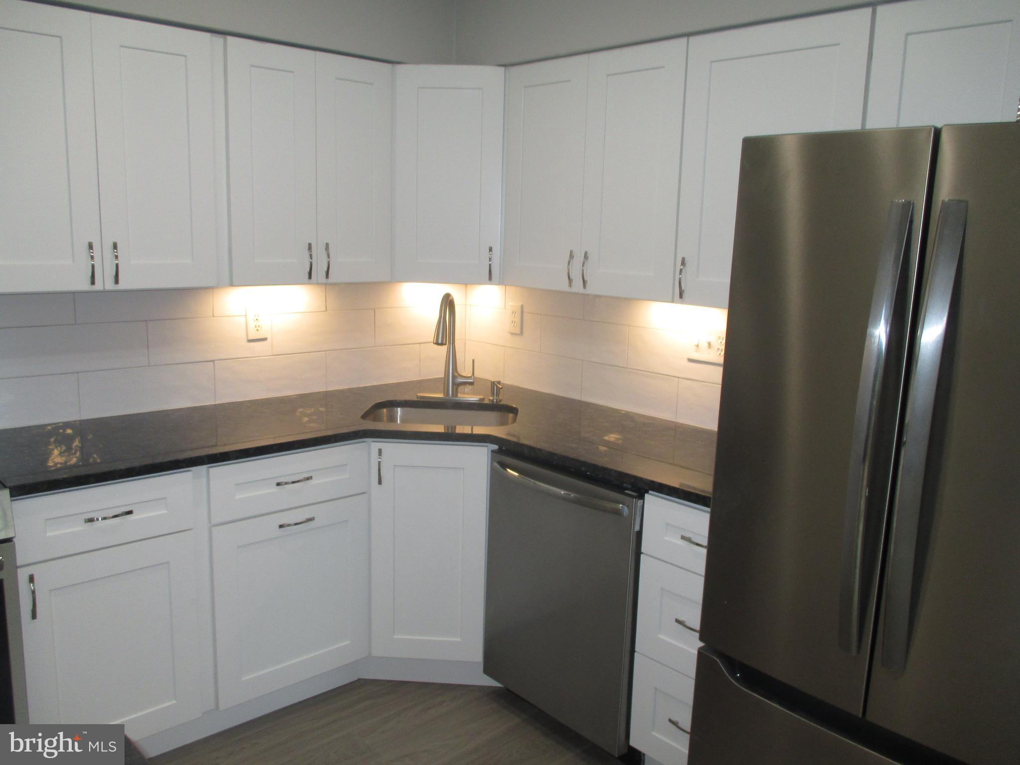 MAPLE HILL - Residential