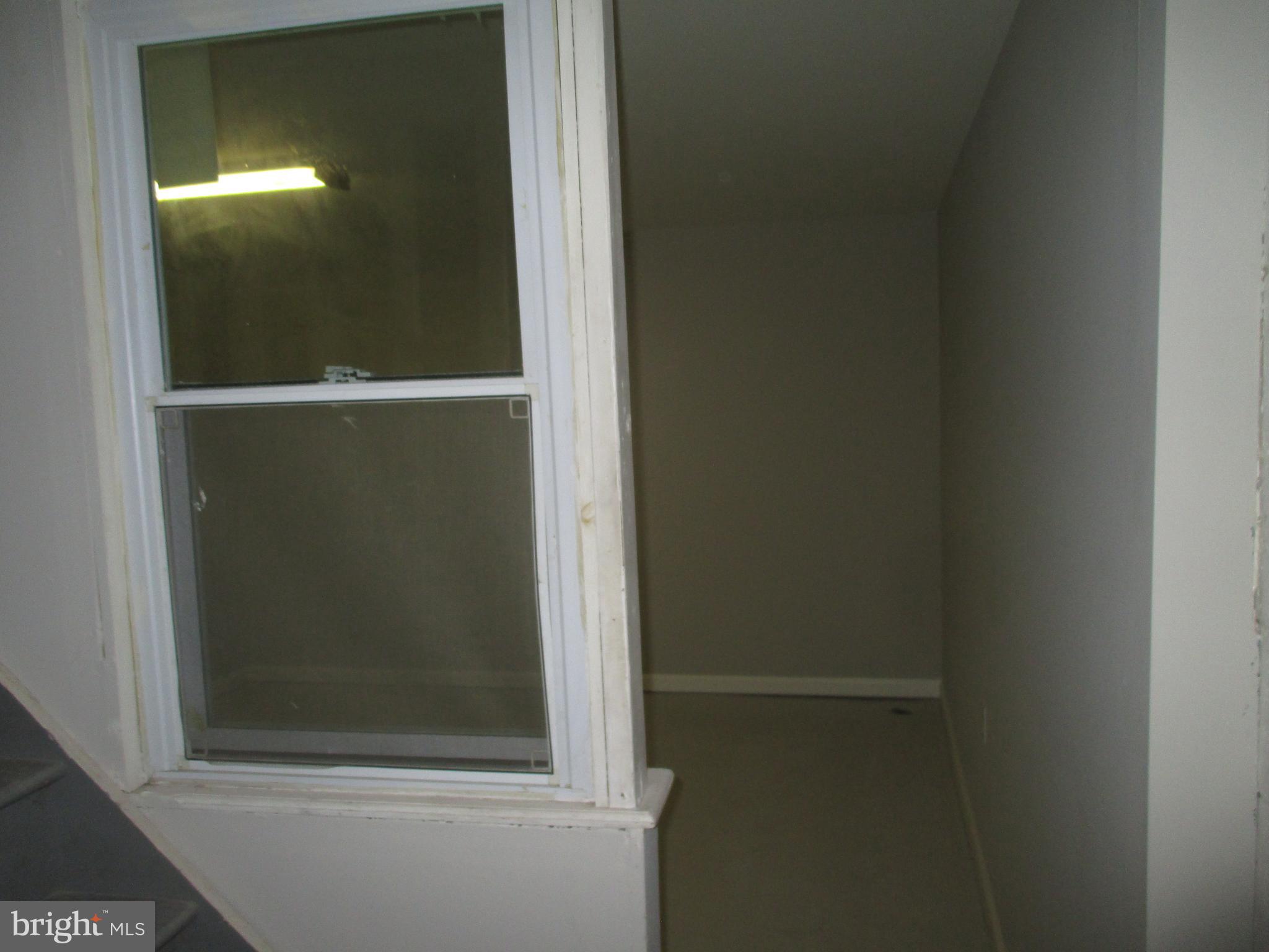 MAPLE HILL - Residential