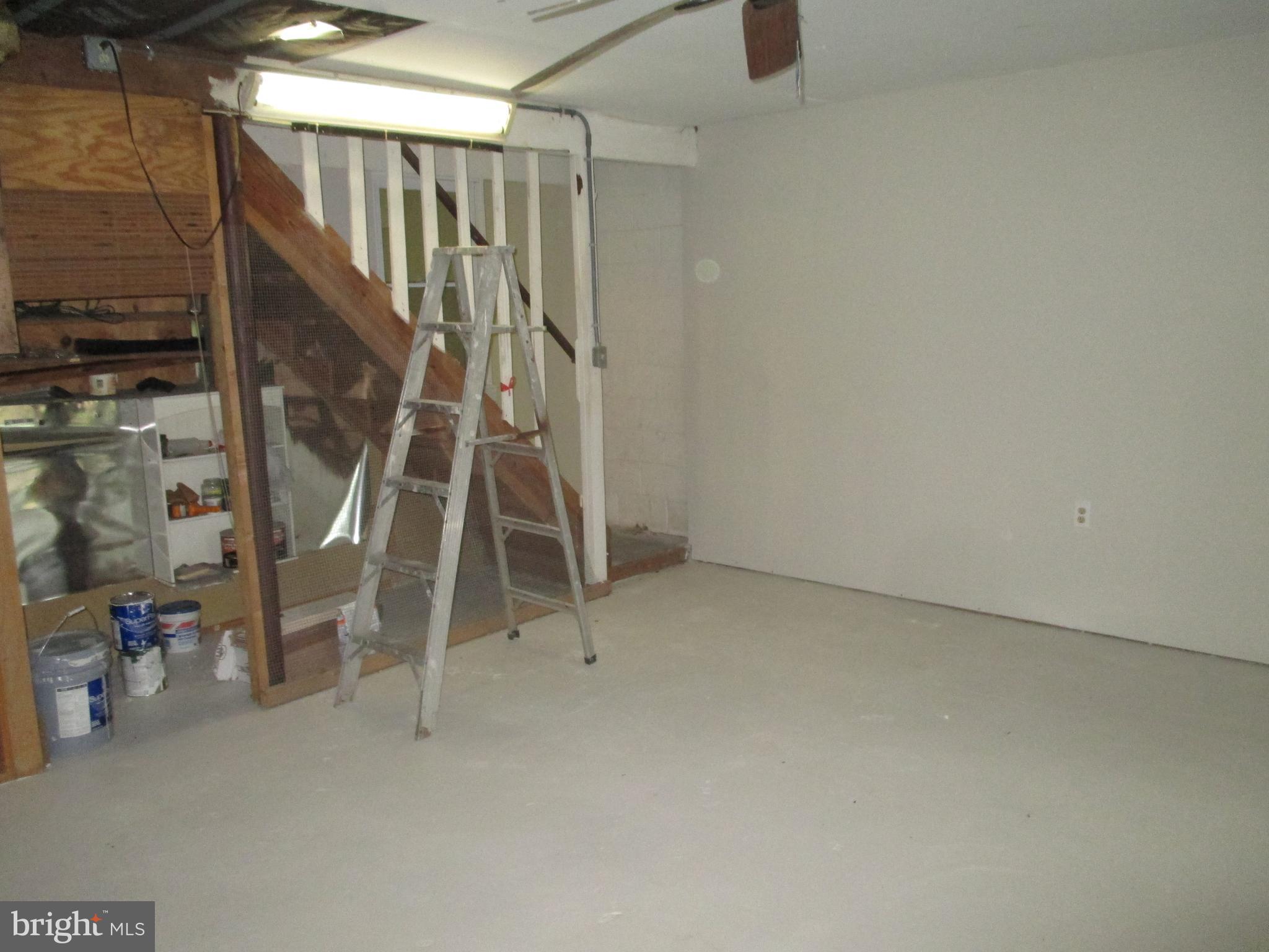 MAPLE HILL - Residential