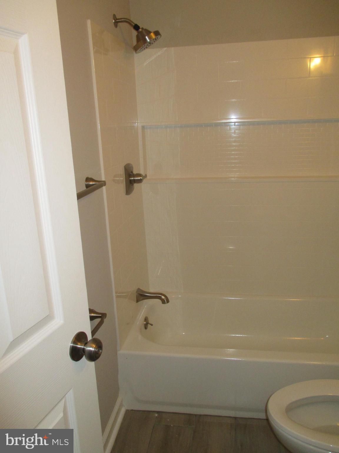 MAPLE HILL - Residential