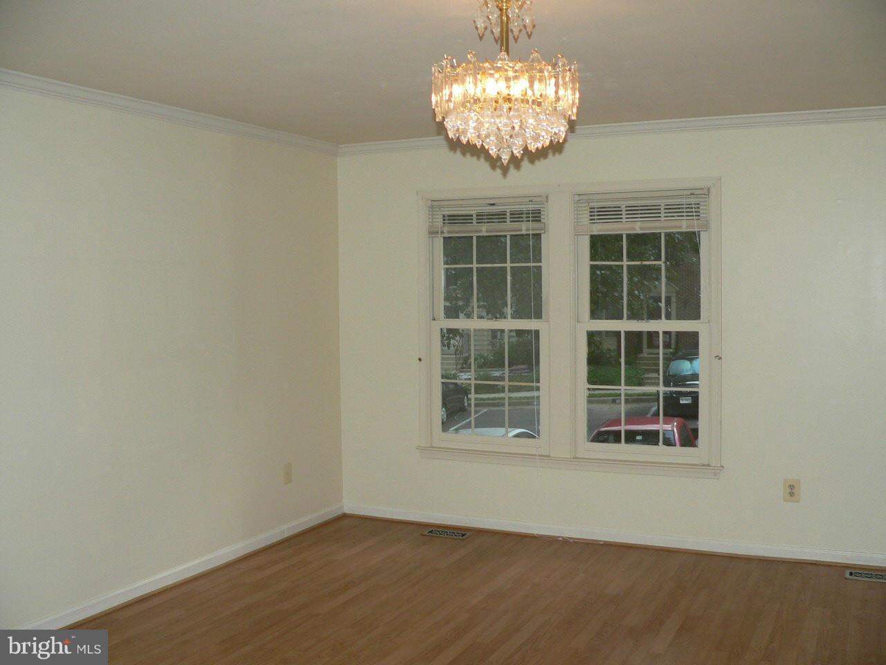 LITTLE ROCKY RUN - Residential Lease