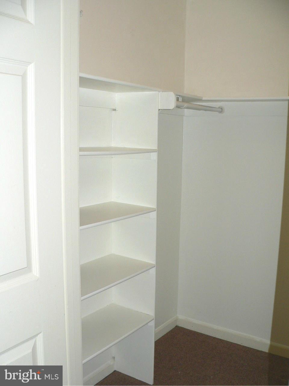 LITTLE ROCKY RUN - Residential Lease