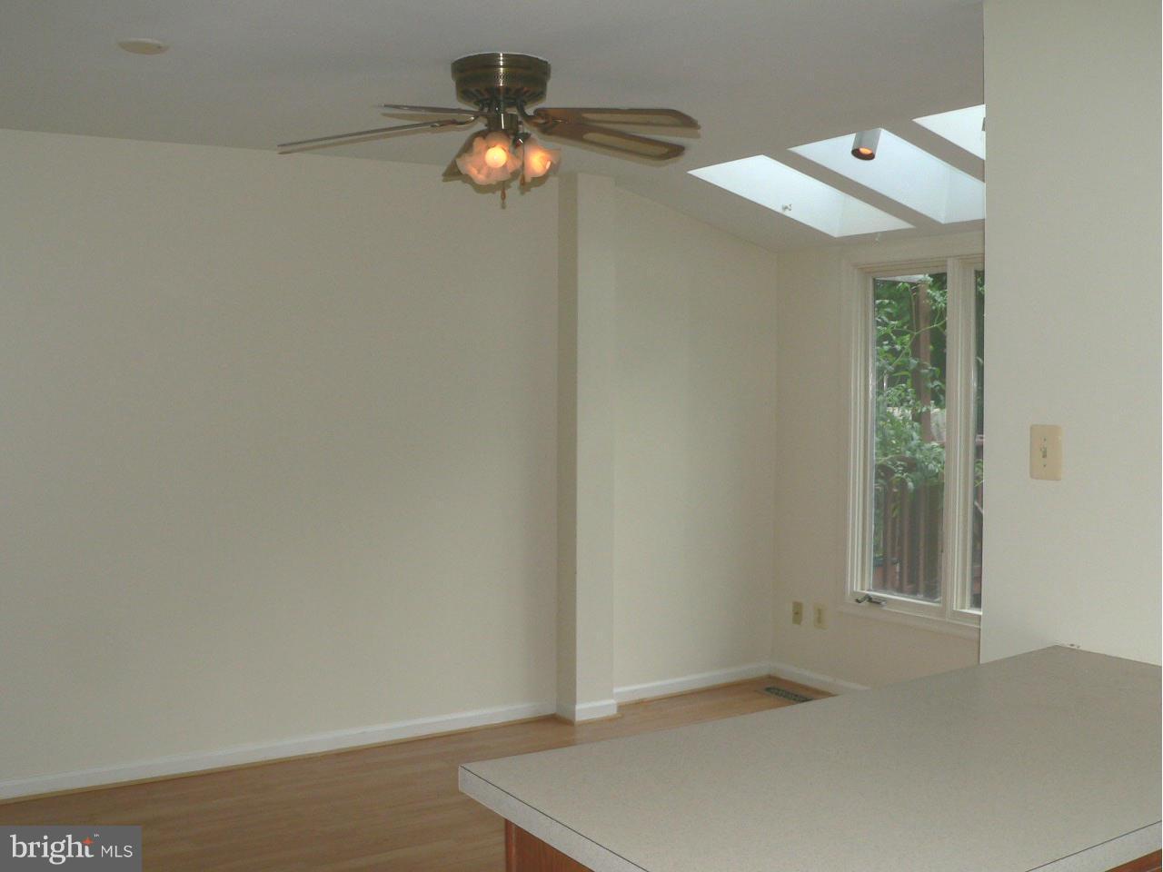 LITTLE ROCKY RUN - Residential Lease