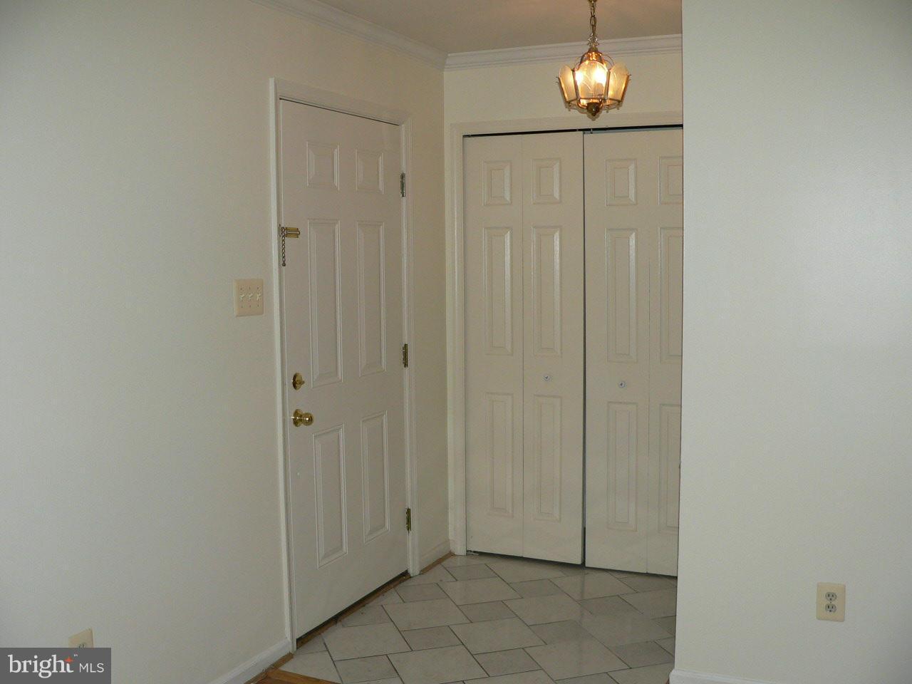 LITTLE ROCKY RUN - Residential Lease