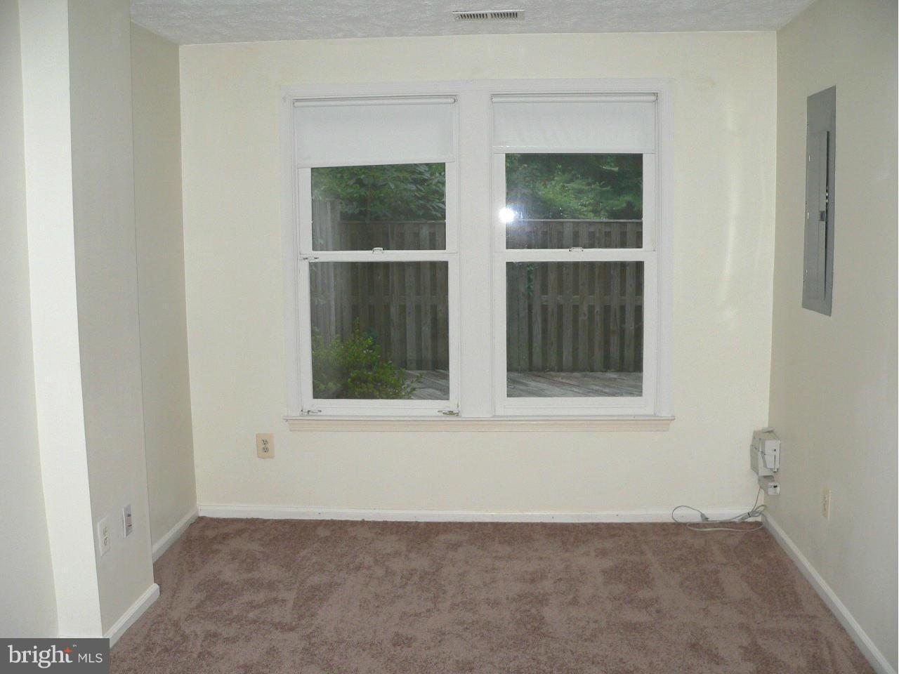 LITTLE ROCKY RUN - Residential Lease