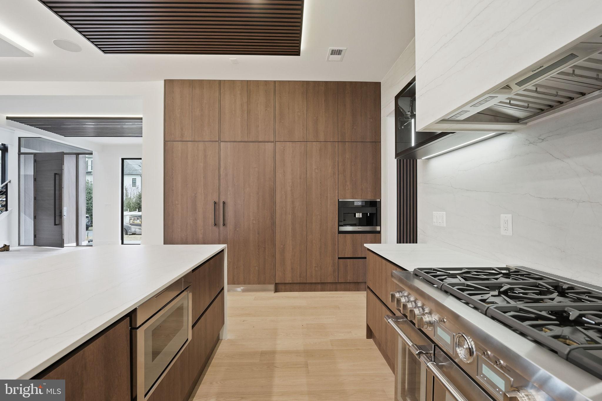 BROYHILL LANGLEY ESTATES - Residential