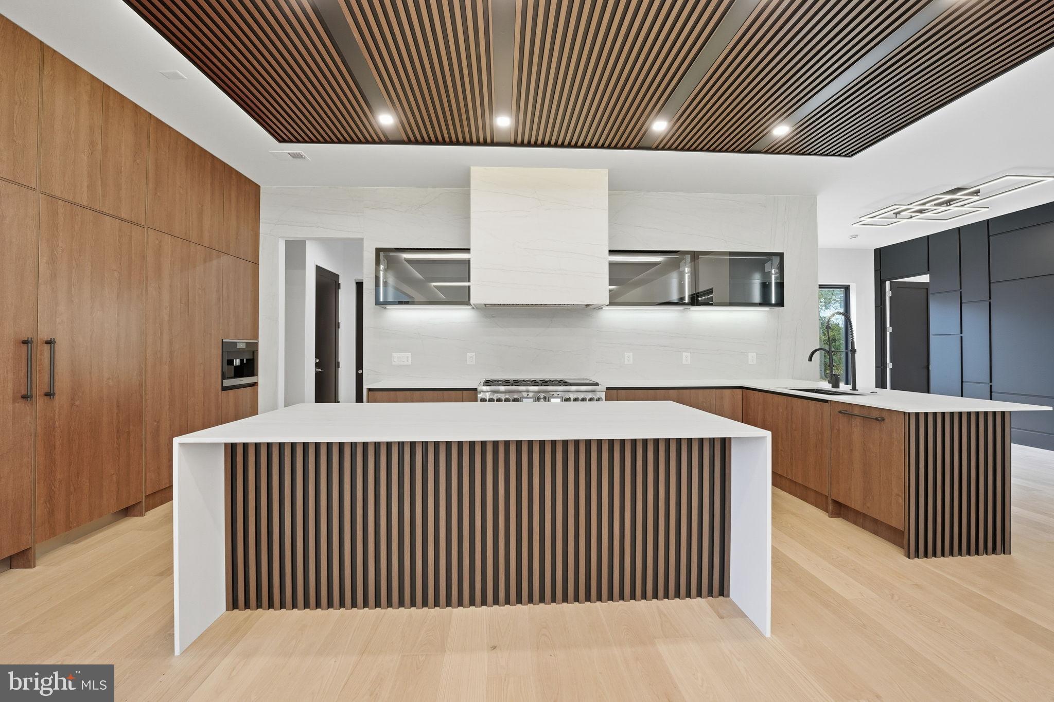 BROYHILL LANGLEY ESTATES - Residential