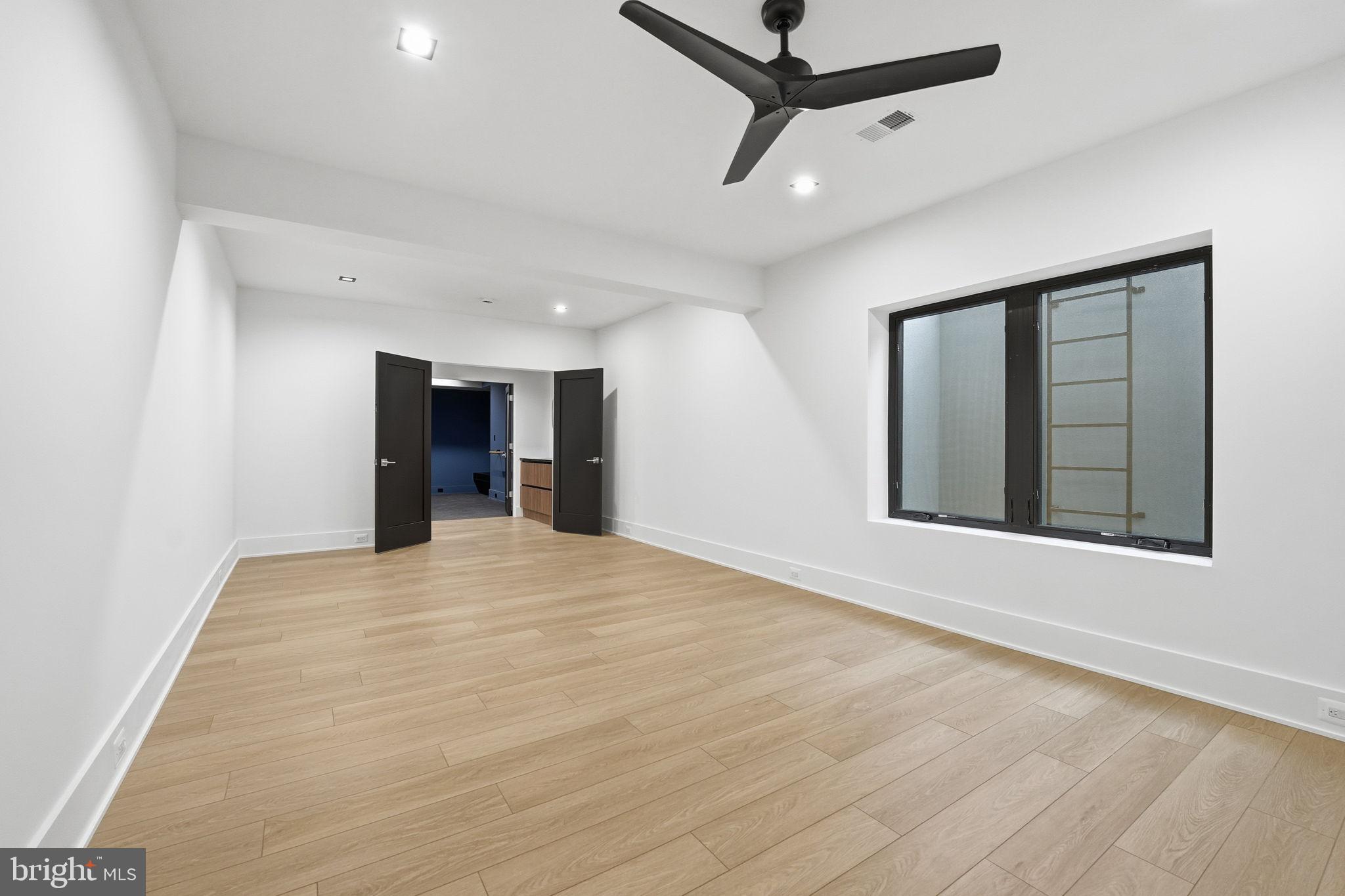 BROYHILL LANGLEY ESTATES - Residential