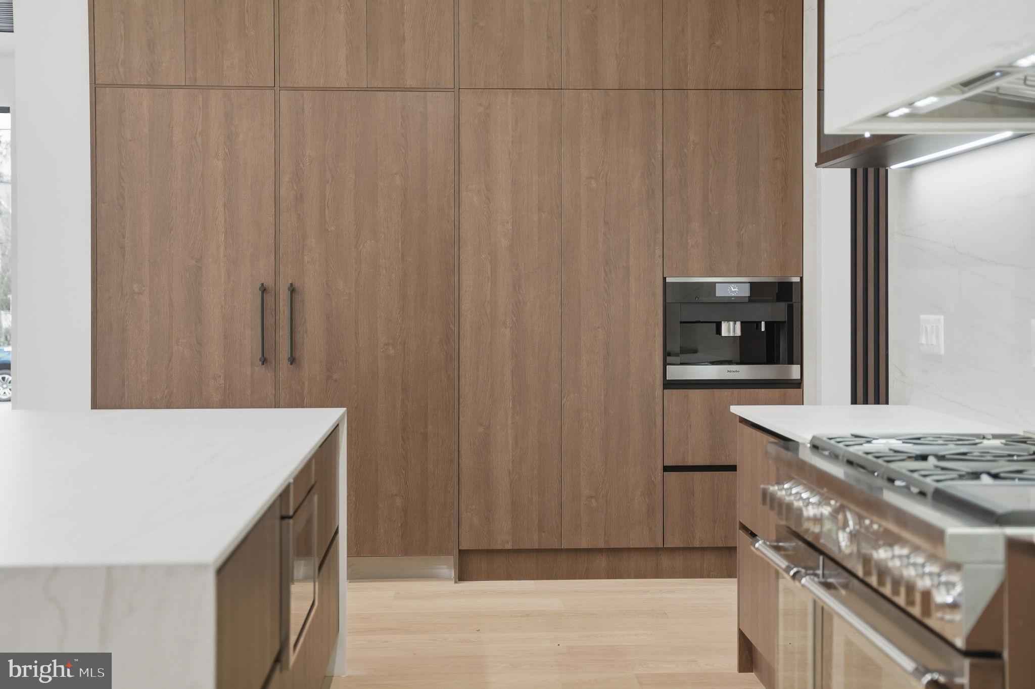 BROYHILL LANGLEY ESTATES - Residential