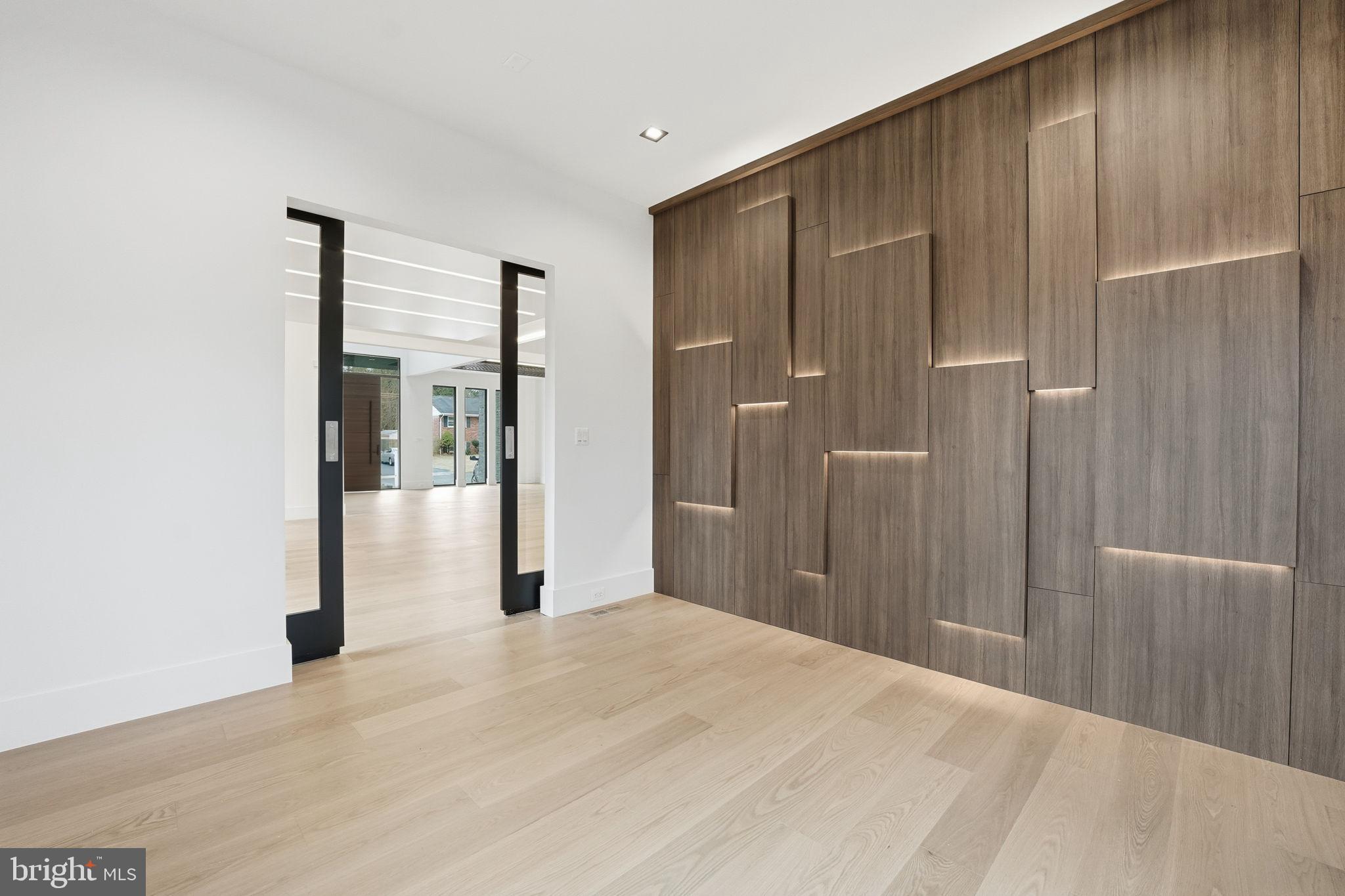 BROYHILL LANGLEY ESTATES - Residential