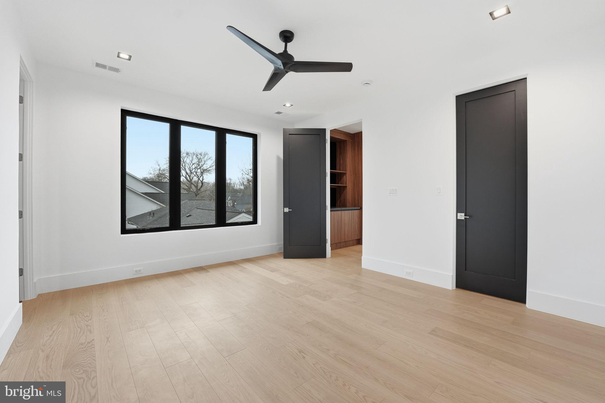 BROYHILL LANGLEY ESTATES - Residential