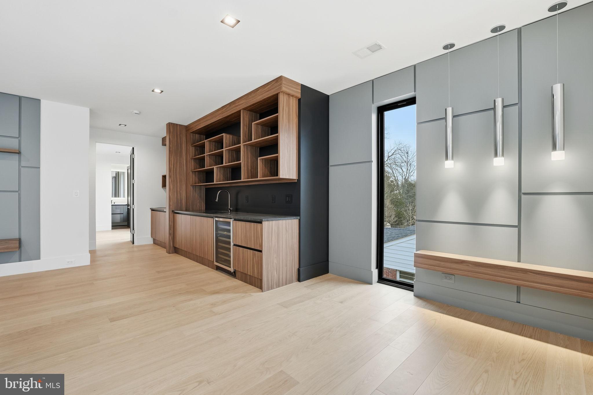 BROYHILL LANGLEY ESTATES - Residential