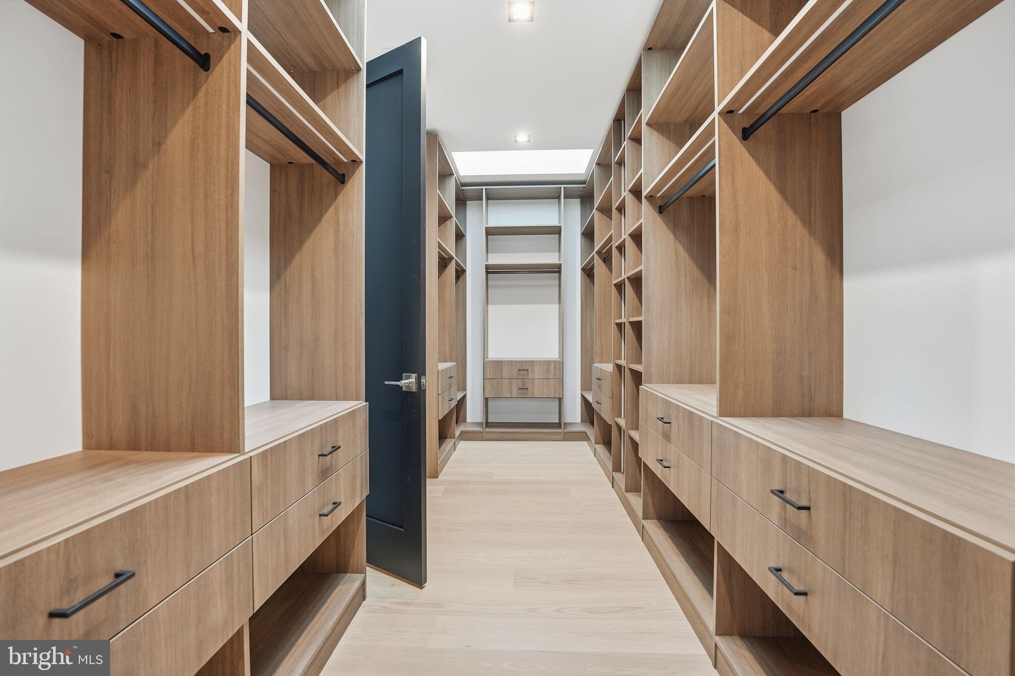 BROYHILL LANGLEY ESTATES - Residential