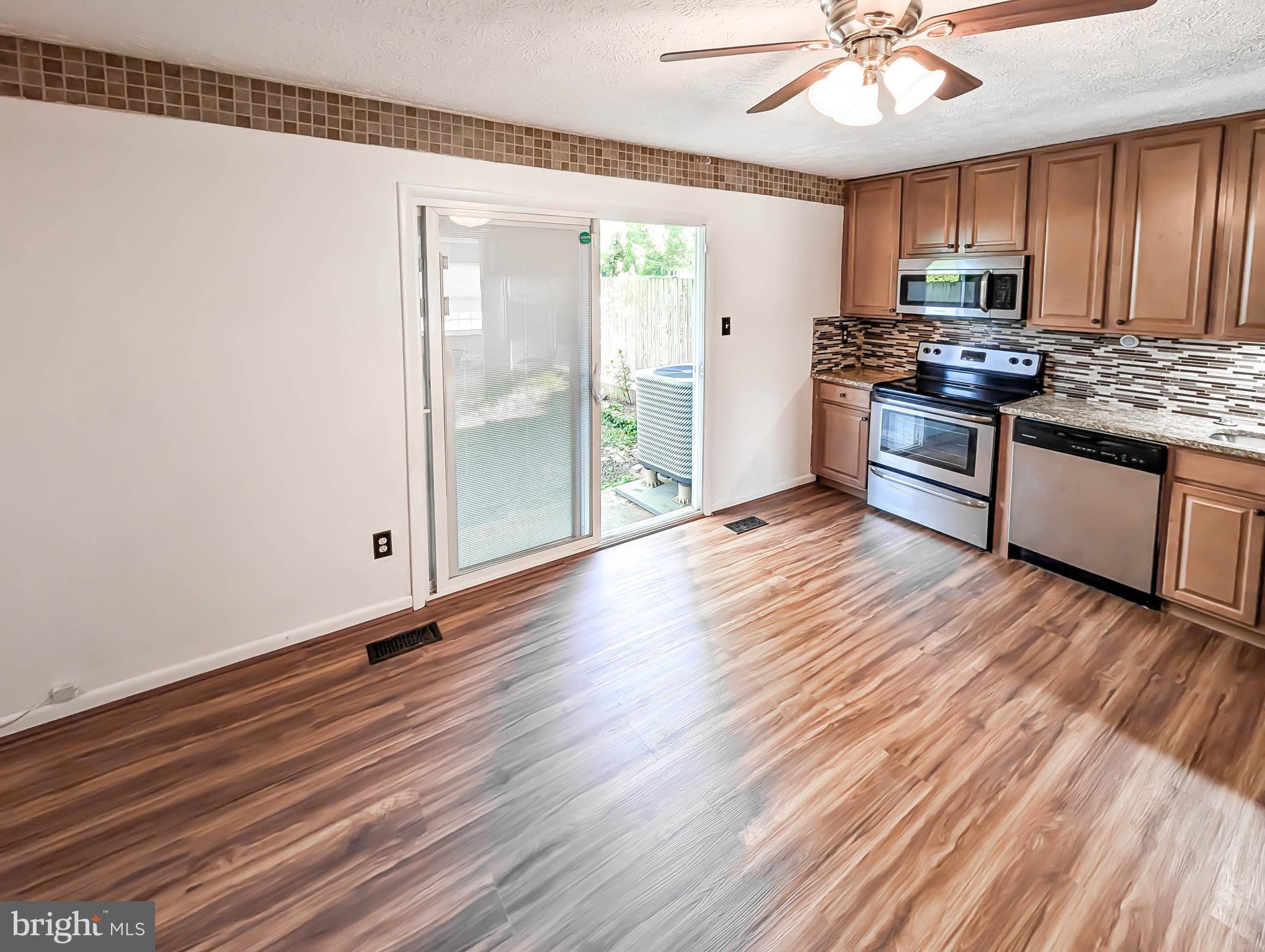 HARFORD SQUARE - Residential