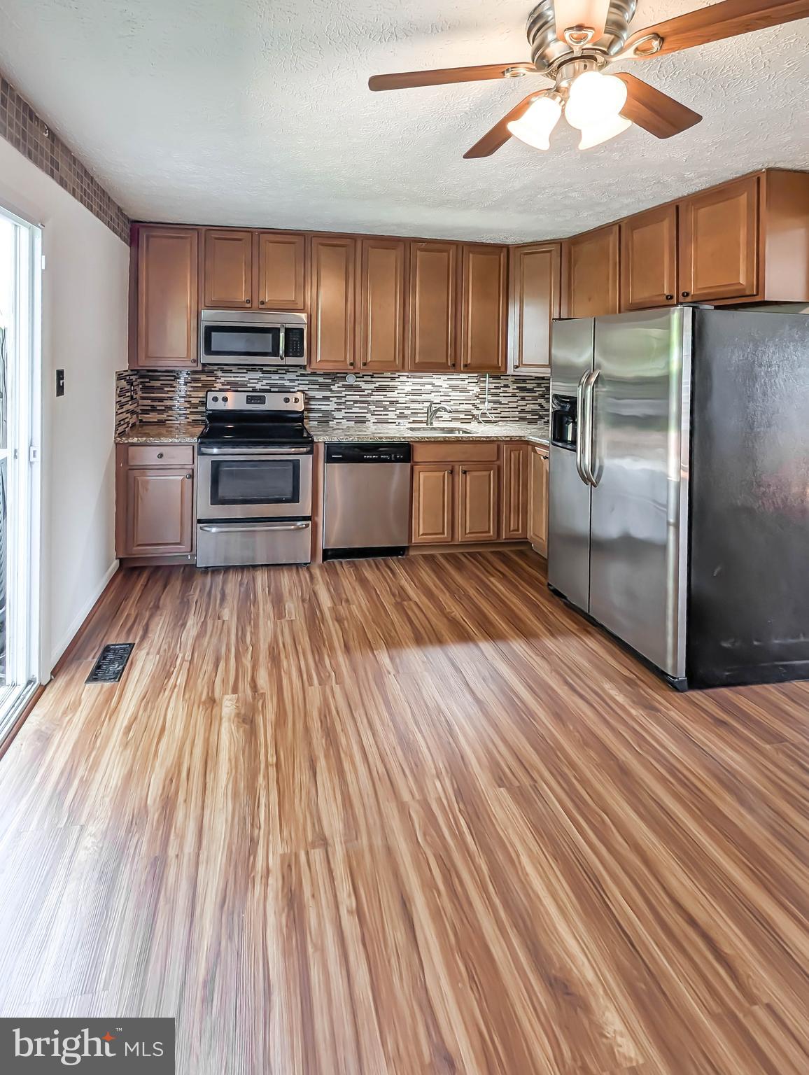 HARFORD SQUARE - Residential