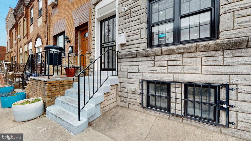 Great property 3 bedroom home in New Bold. Close to Center City, Sport Complexes, Restuarants, and schools. Property is rehabbed in 2021 and offers 3 bedrooms, 2 full baths, and 1 half bath.